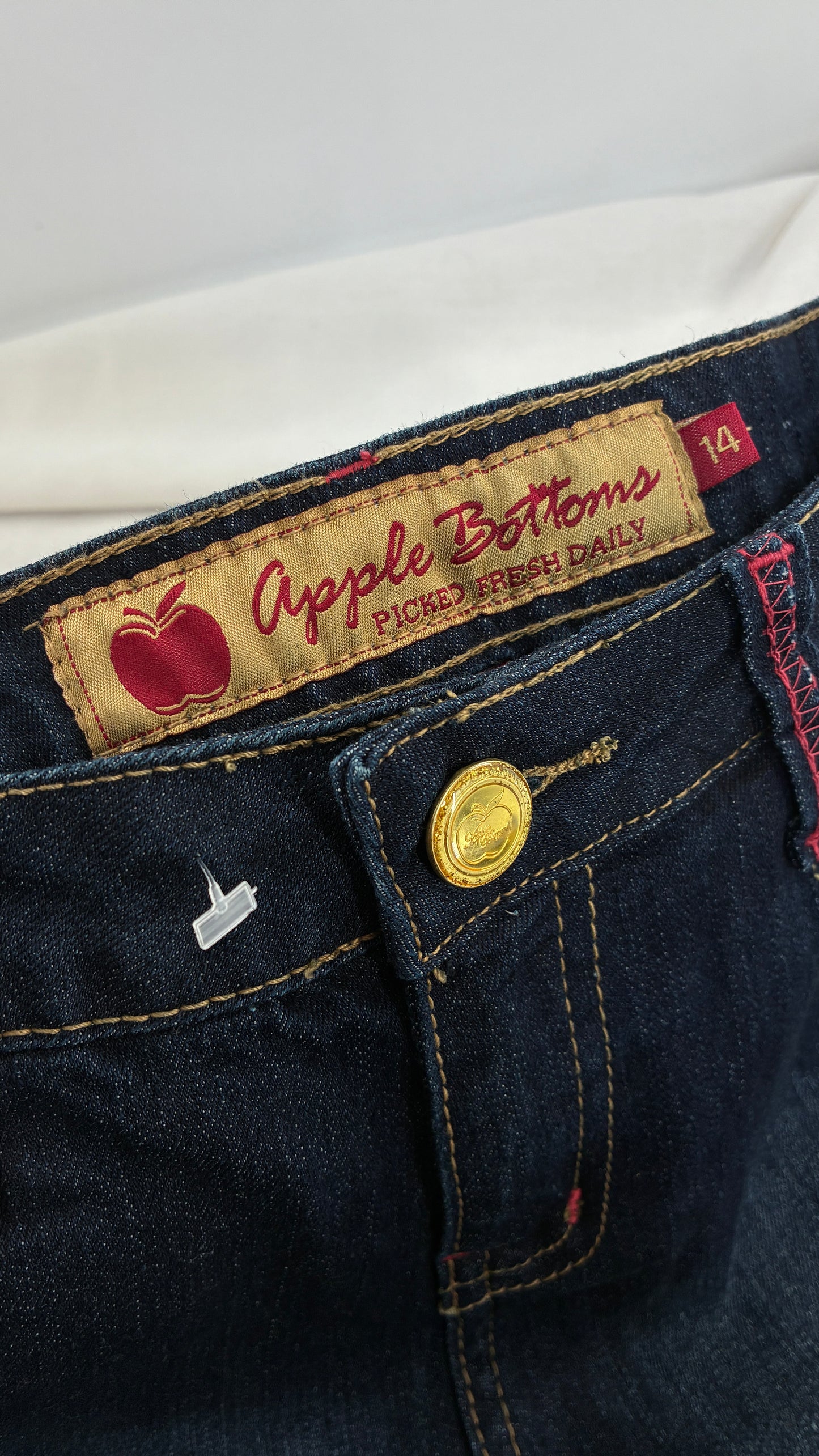Deadstock Vintage APPLE BOTTOM JEANS Bermuda Shorts (14 Juniors, XS/S)