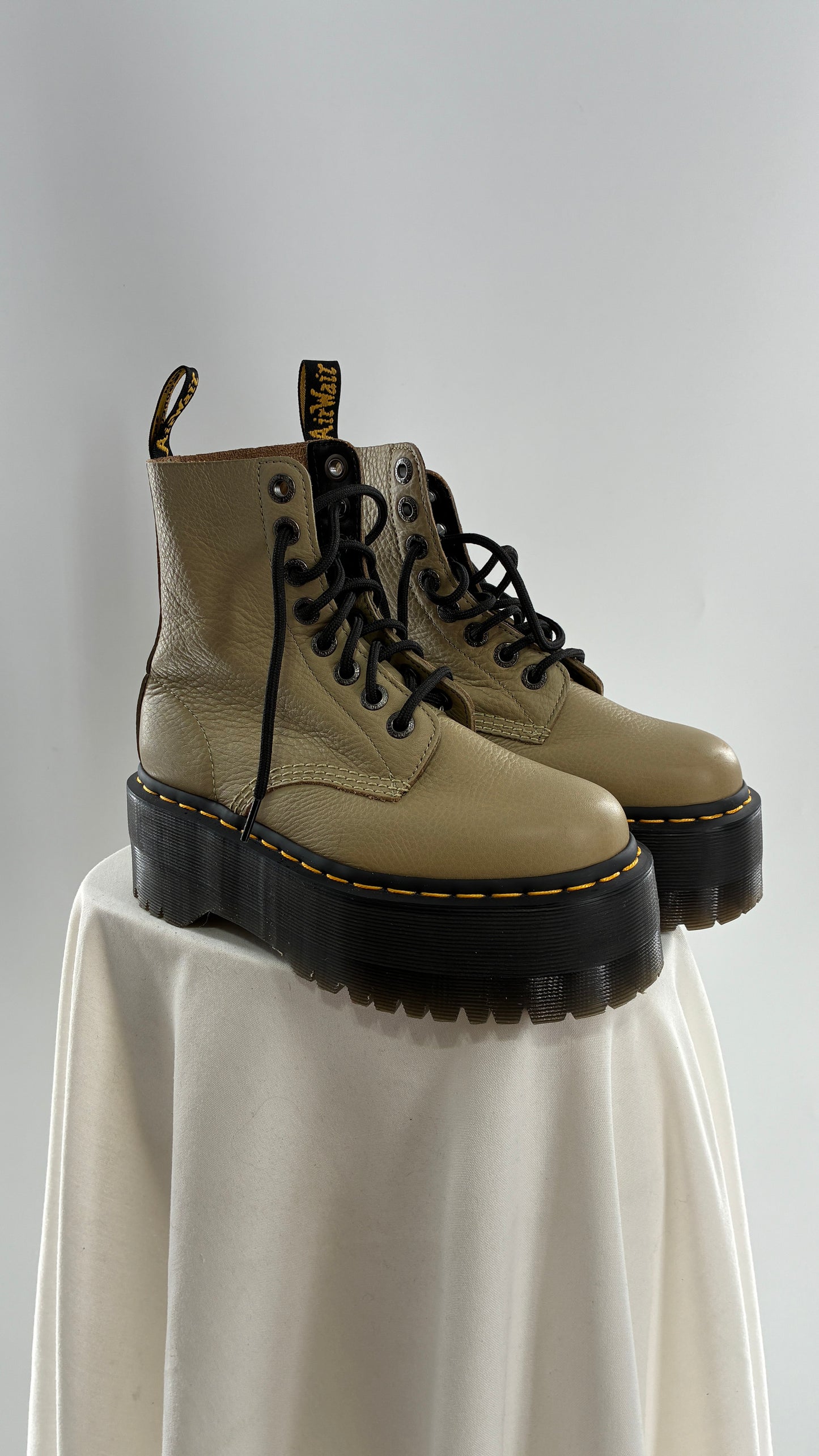 Vintage Dr. Martens 1460 Pascal Max Platform Pale Olive Pisa Boot (6L)