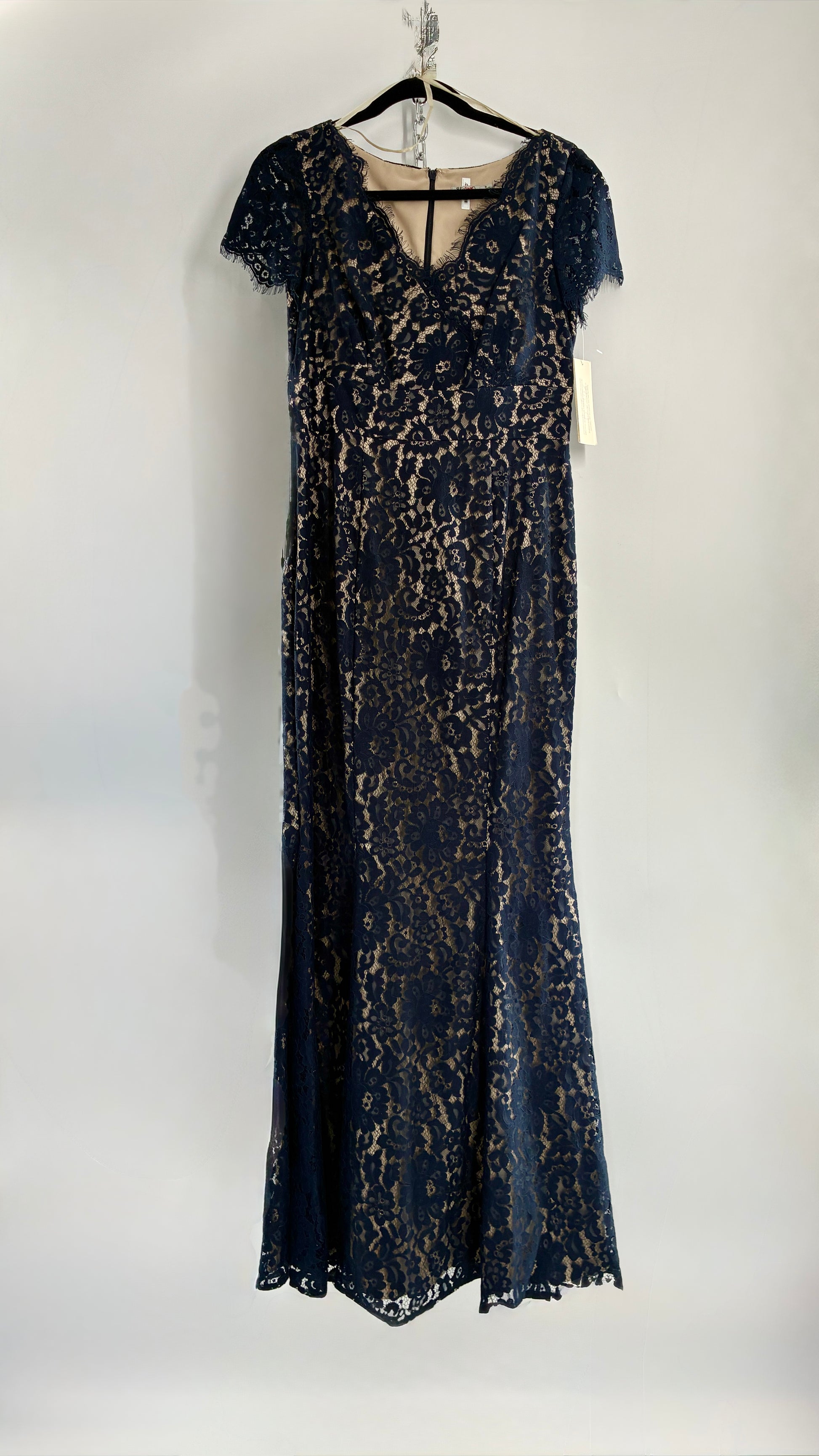 Deadstock Vintage ELIZA J Navy Blue Overlay Lace Full Length Mermaid S –  The Thrifty Hippy