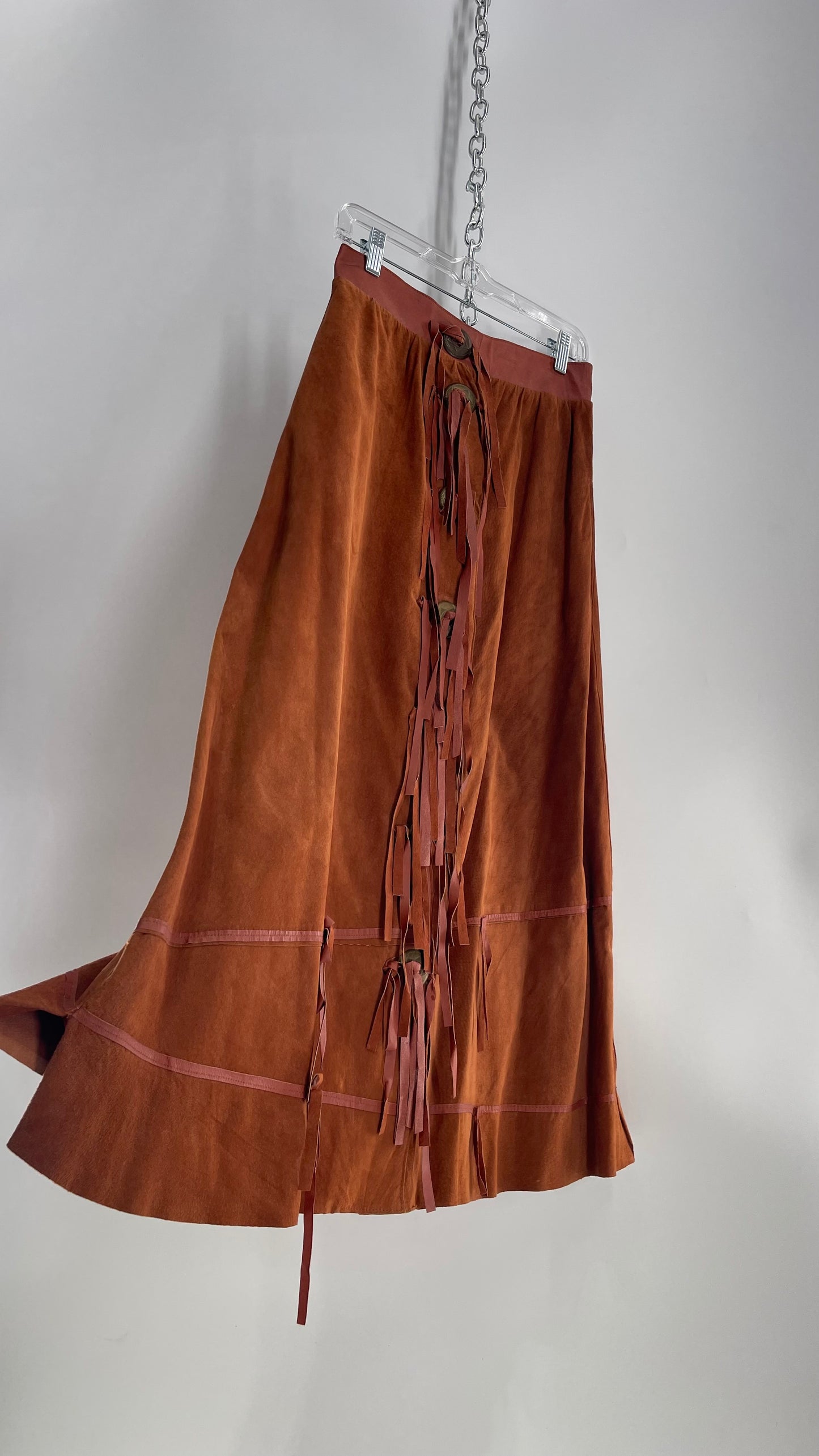 Vintage Toffs 1970s Burnt Orange Cognac Suede Leather Skirt with Tassels/Fringe and Oversized Metal Buttons (10)