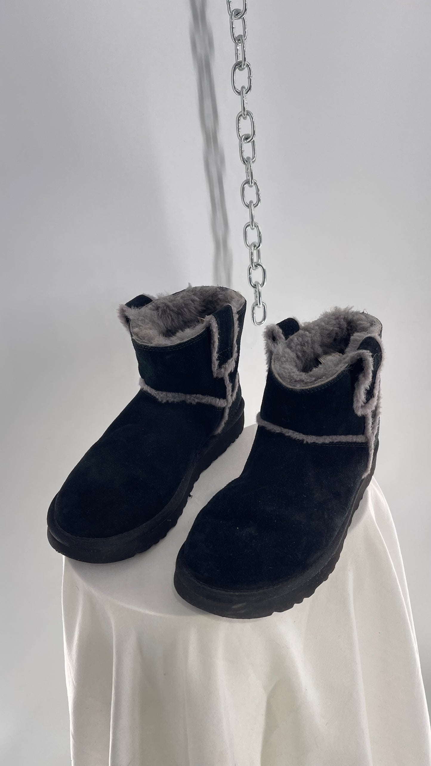 UGG Black/Grey Mini Spill Seam Boot (7)