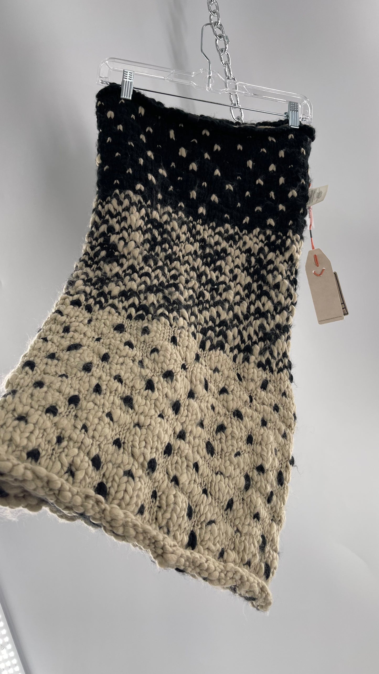 Anthropologie Bickley + Mitchell Beige and Black Heavy Chunky Knit Infinity Tube Scarf with Tags Attached