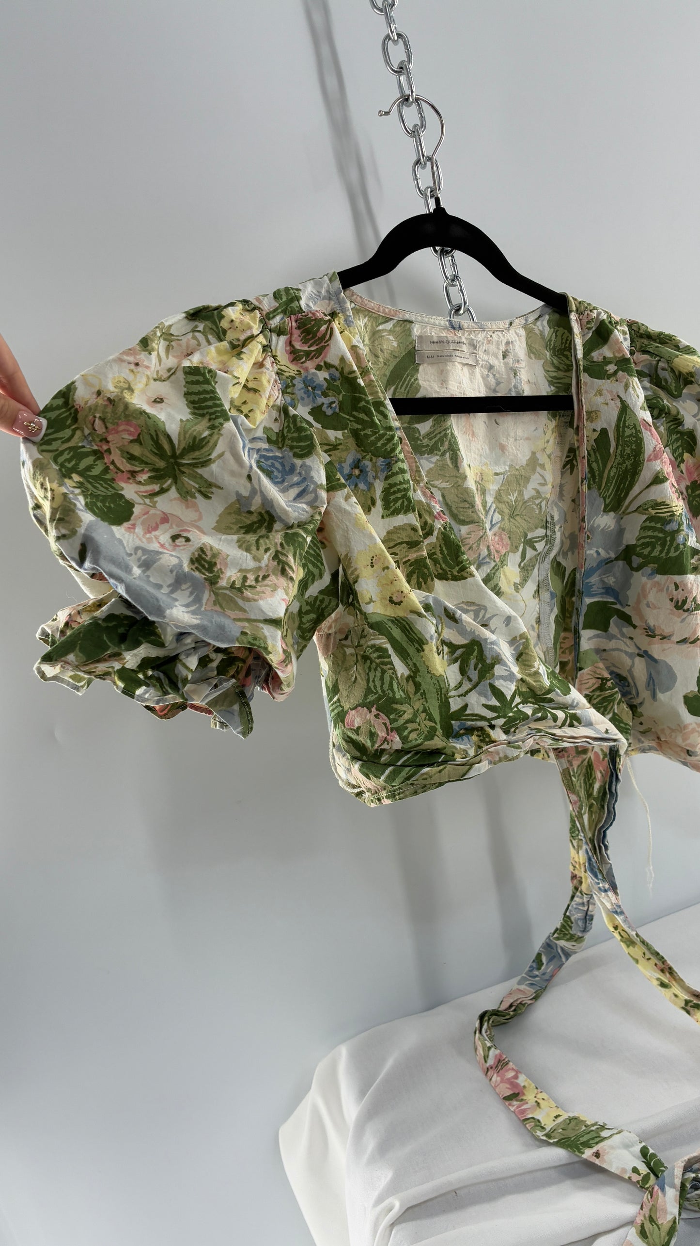 Urban Outfitters Pastel Florals Tie Around Crop with Exaggerated Puff Sleeves  (Medium)