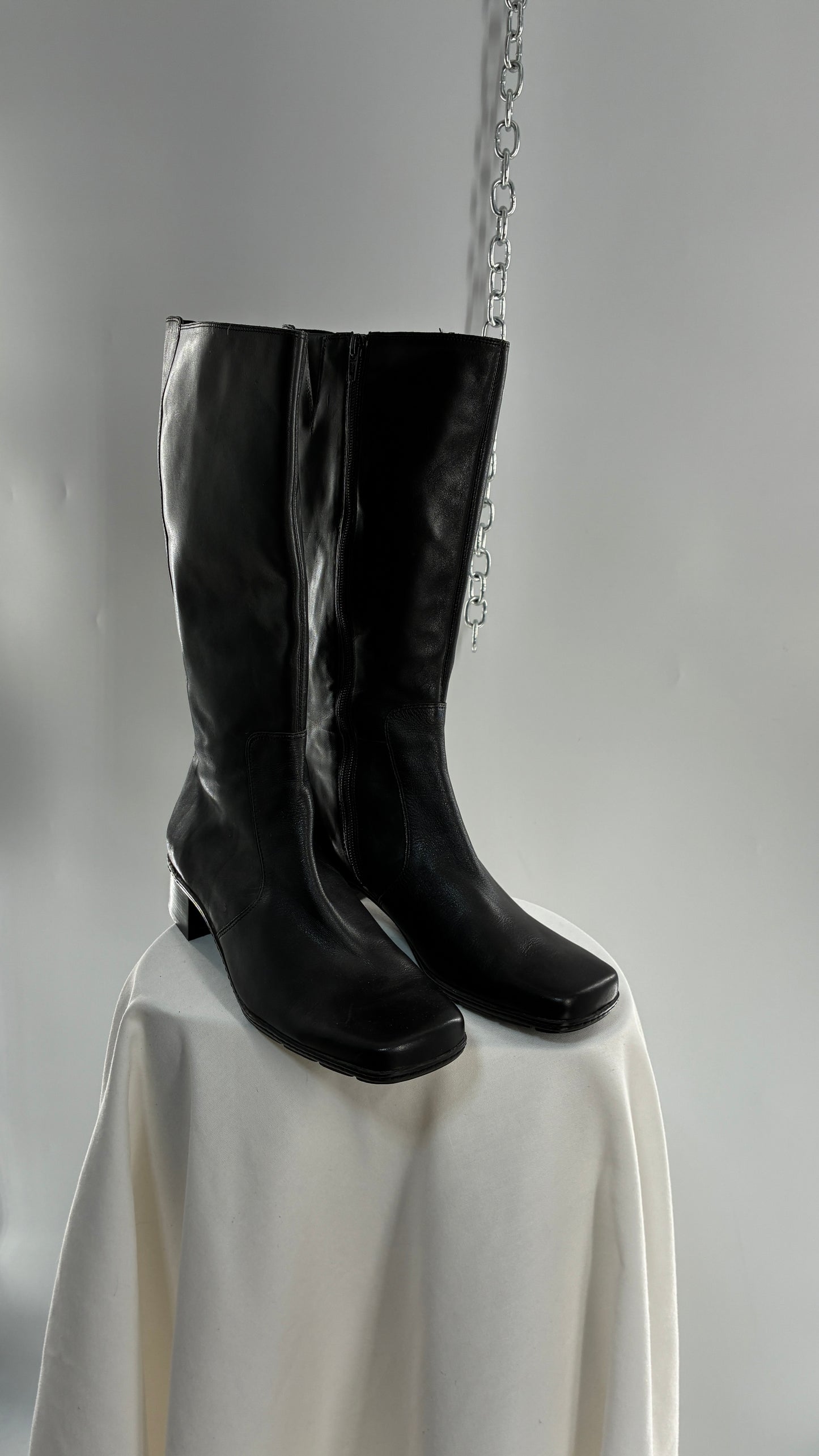 Vintage BANDOLINO 1990s Black Square Toe Boots (9.5)