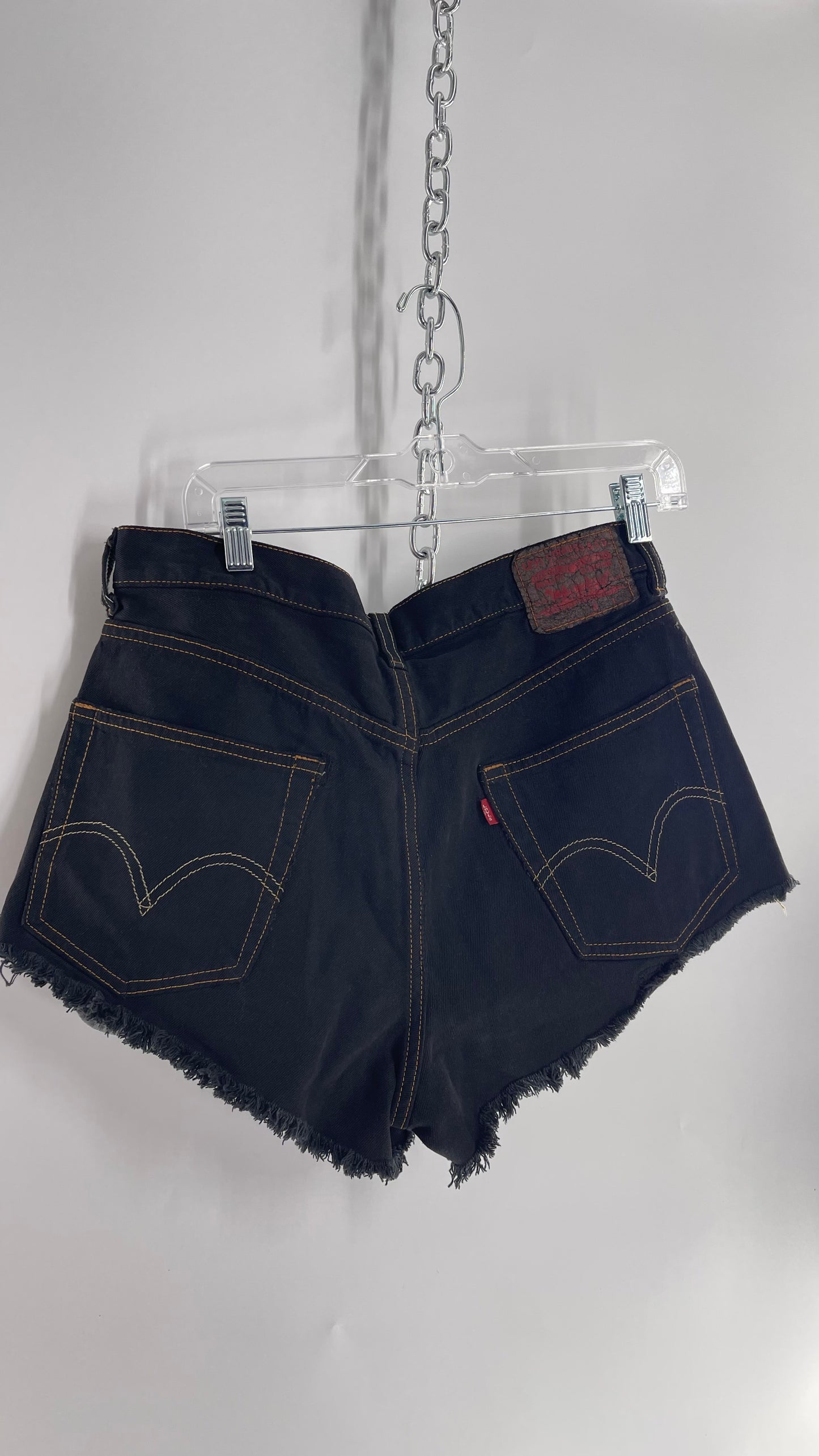 Vintage Levi 550 Distressed Dark Wash Shorts Urban Outfitters Renewal with Tags Attached (32)