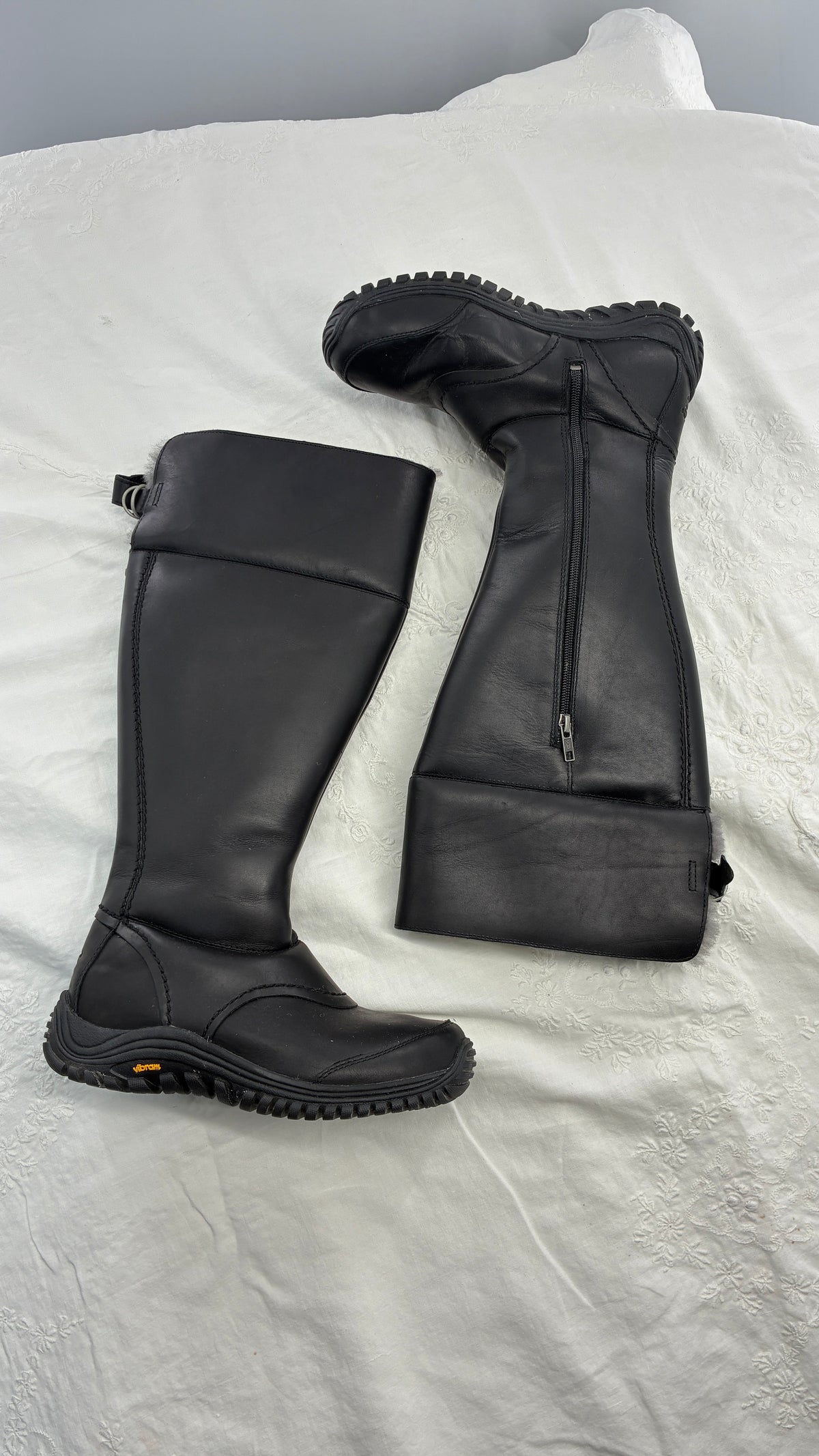 Vintage UGG Miko Thick Industrial Leather Chunky Boot (8)