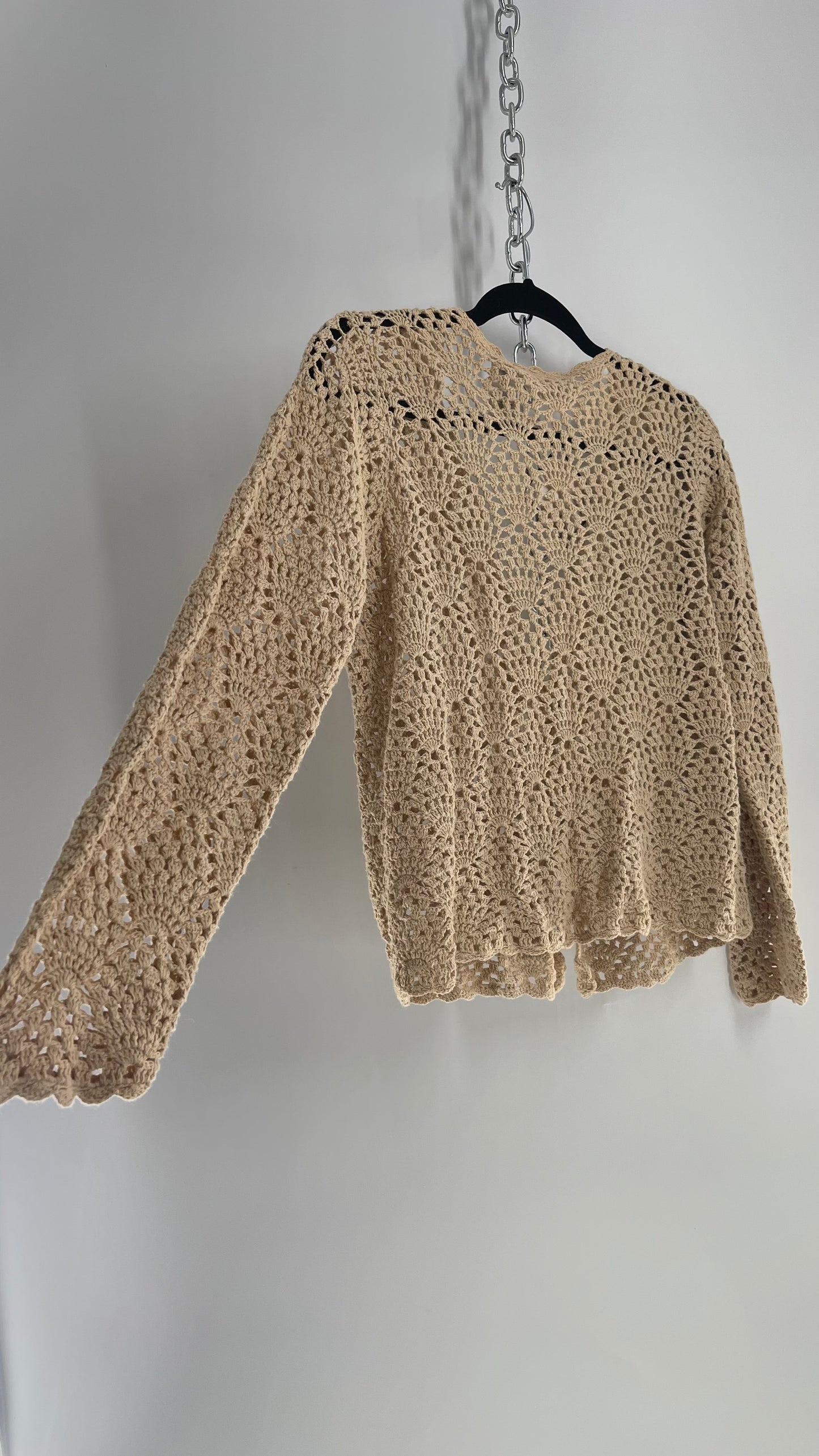 Vintage Beige Crochet Cardigan (Small)