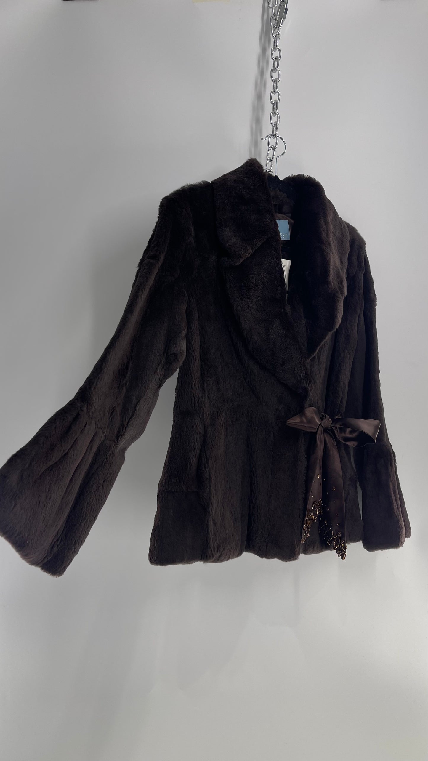 Deadstock Vintage Brown Fur Jacket with Lapels and Bell Sleeves (Small)