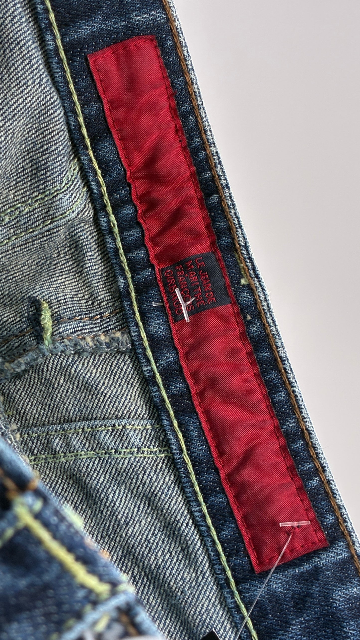 Vintage MARITHÉ FRANCOIS GIRBAUD Medium Wash Jeans with Hip Pocket Details (30)