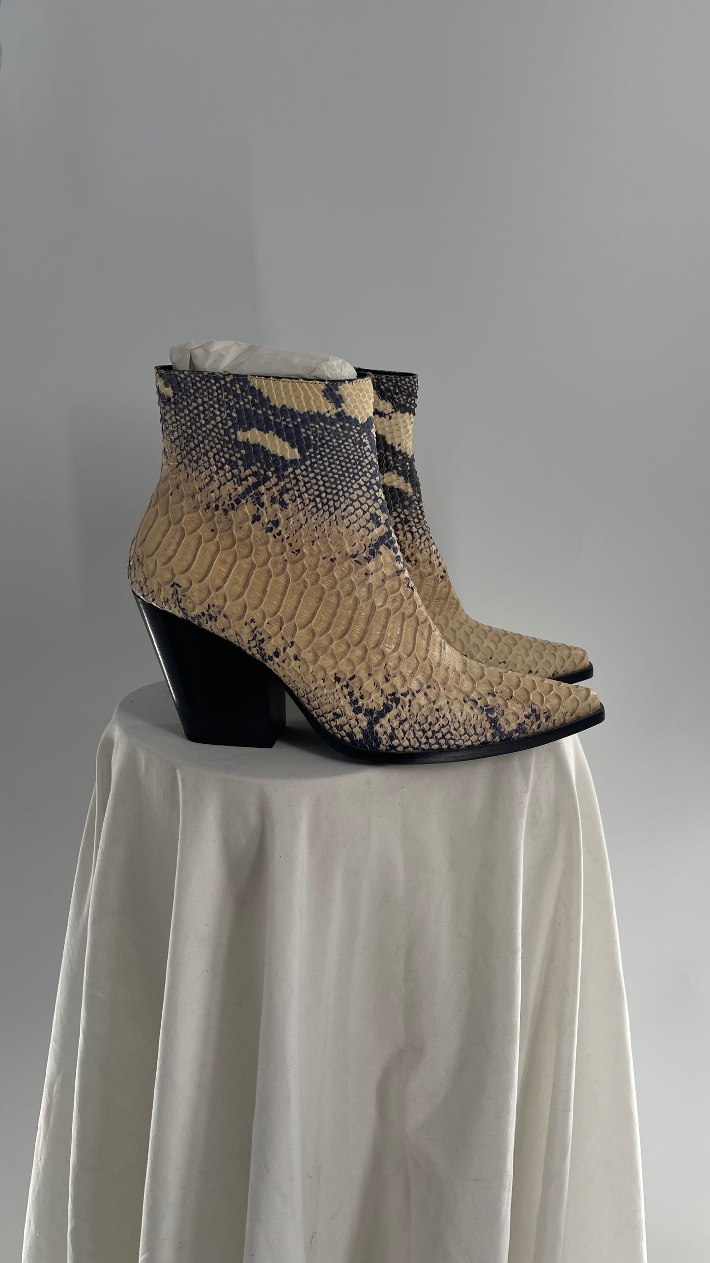 Jeffrey Campbell Snake Skin Patterned Pointed Boots (10)