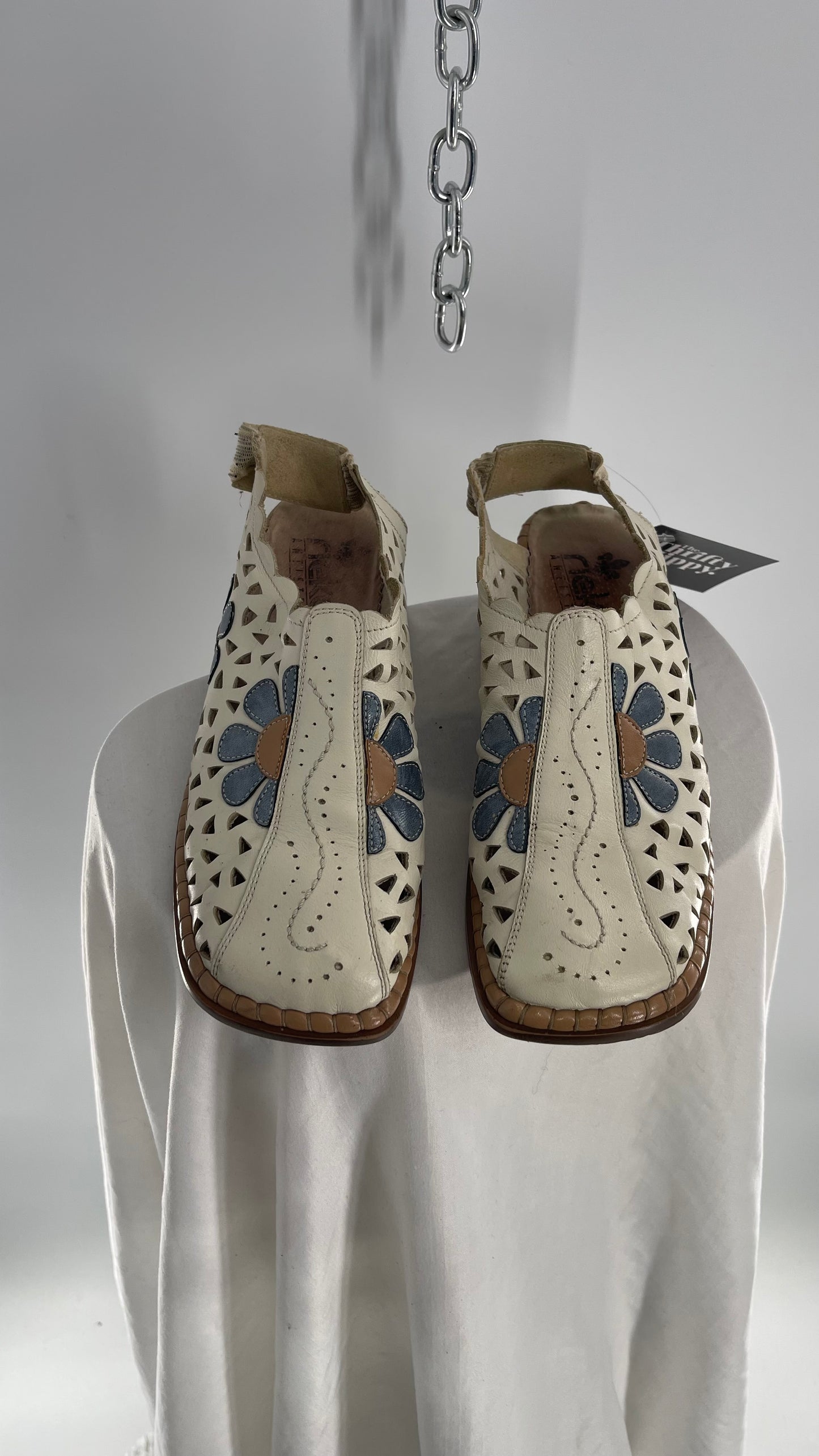 Vintage Rieker Leather Floral Laser Cut Sling back Sneaker  (40)