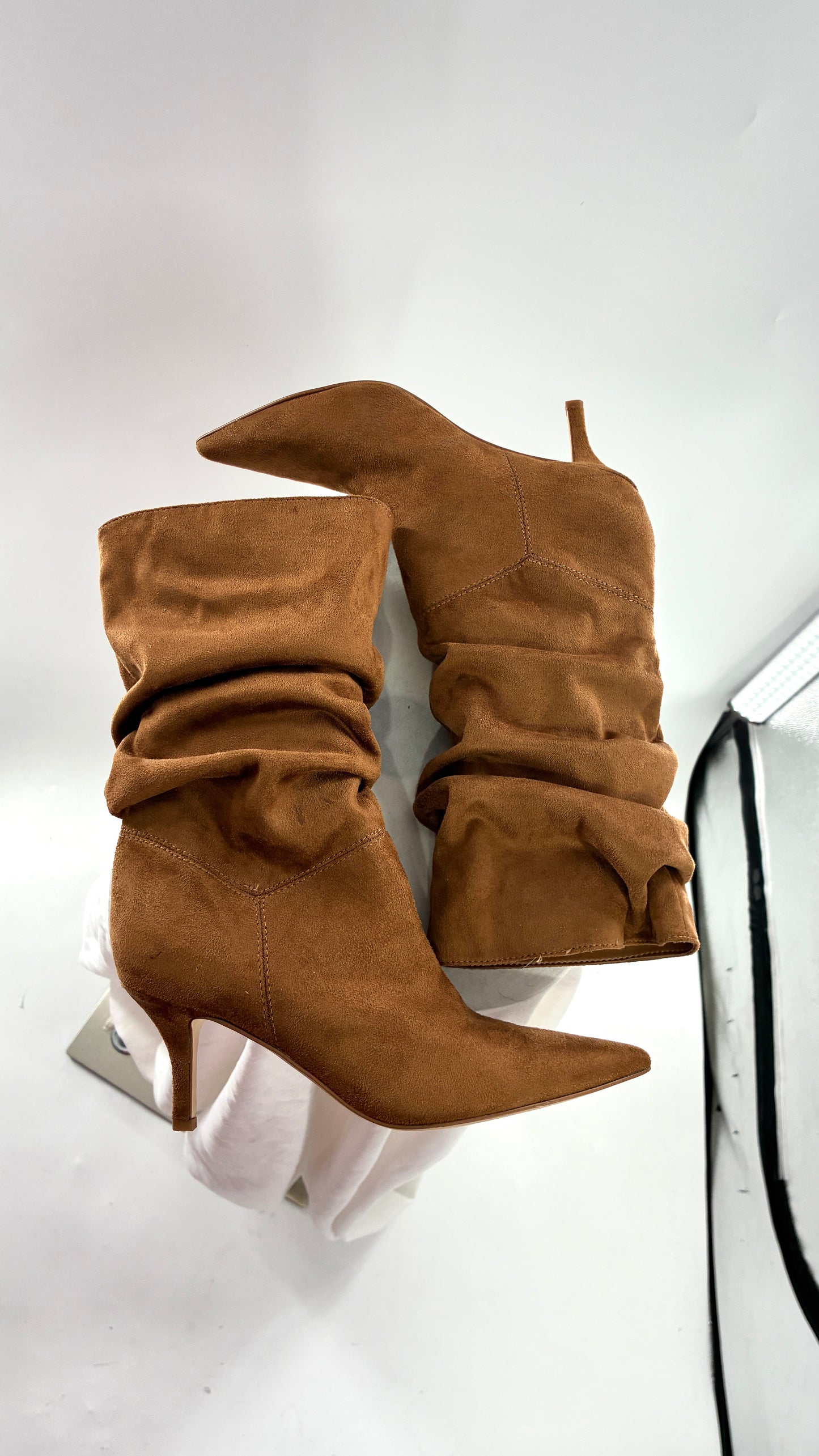 Vintage NINE WEST 1990s Scrunched Pointed Toe Boots (6.5)
