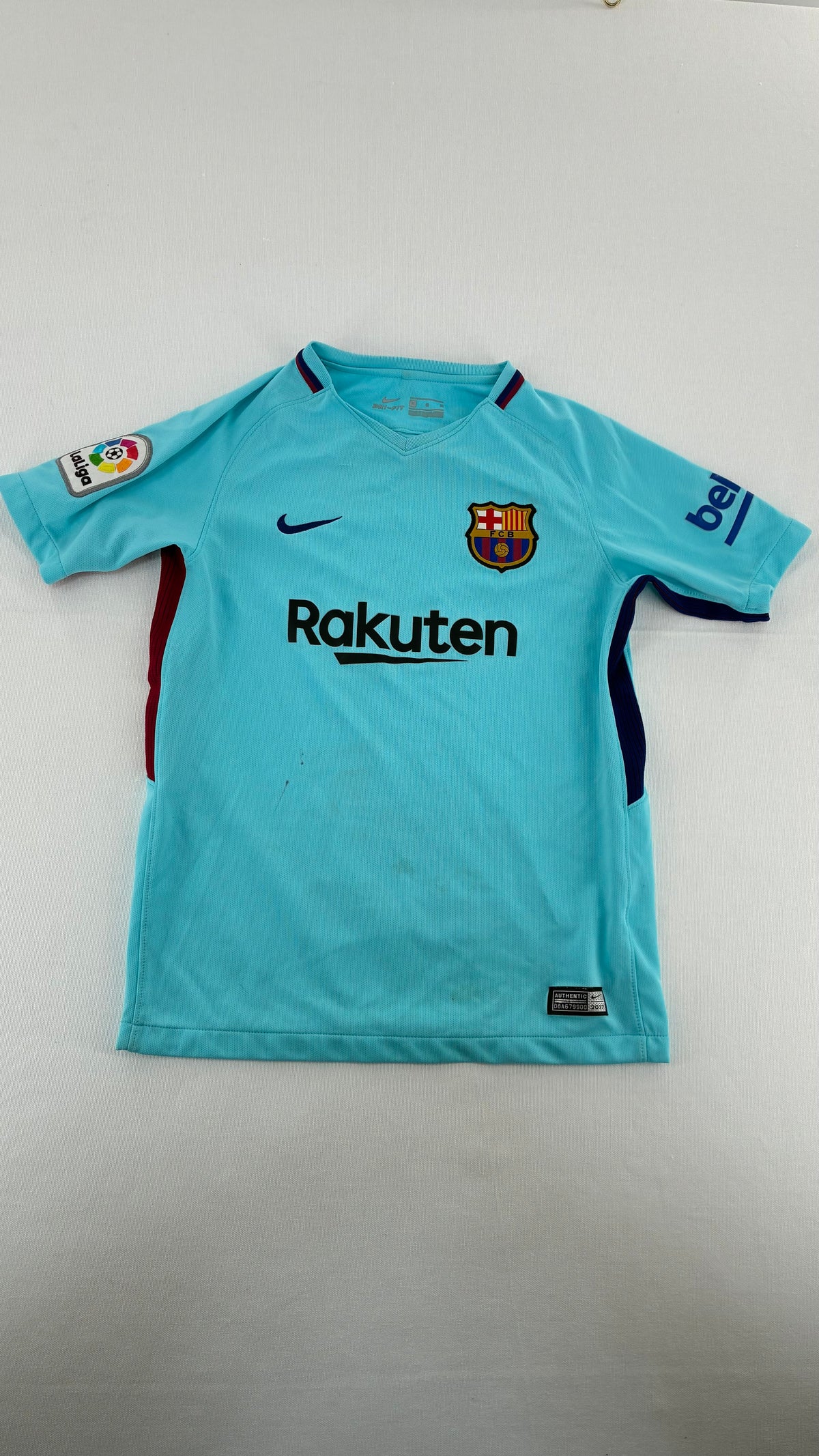 Vintage NIKE FC Barcelona Jersey (Medium)
