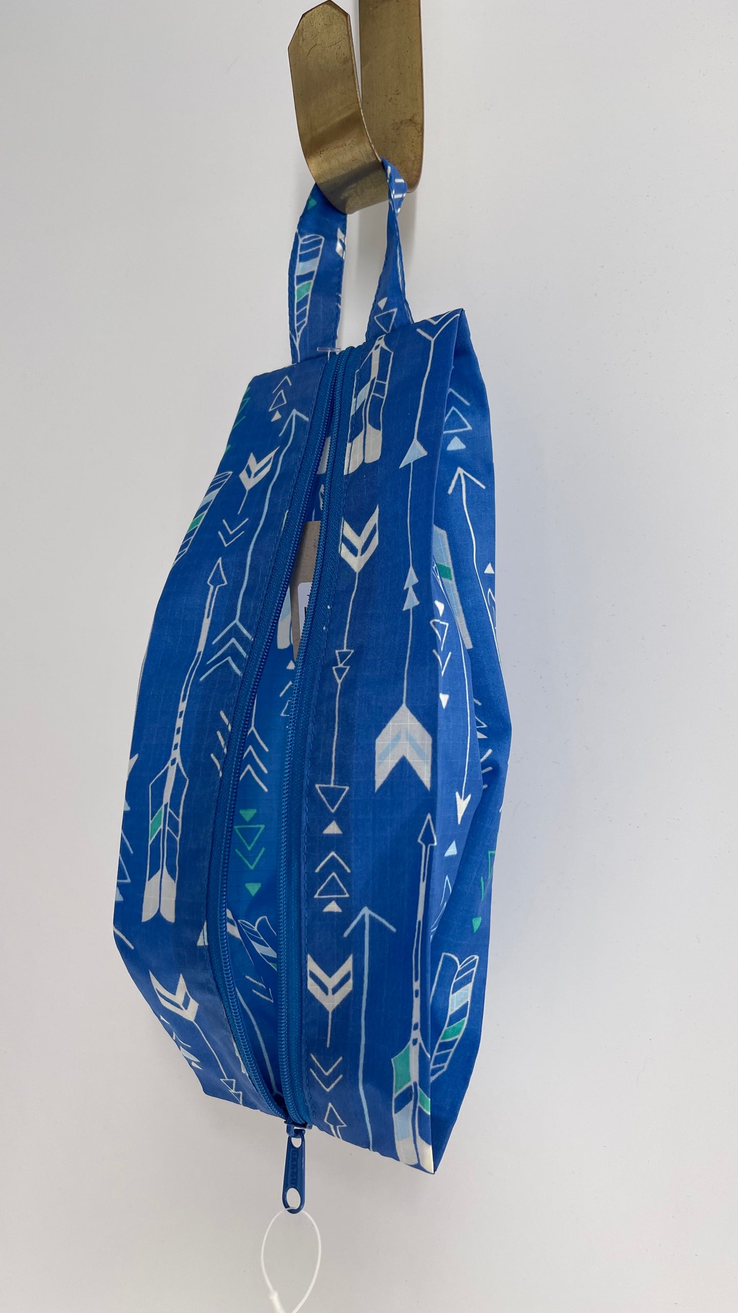 BAGGU Blue Patterned Pouch