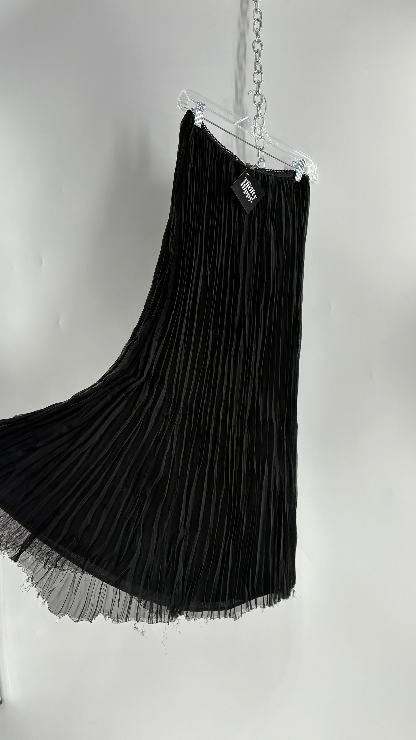 Vintage WORTHINGTON Black Crimped Skirt (S/M)