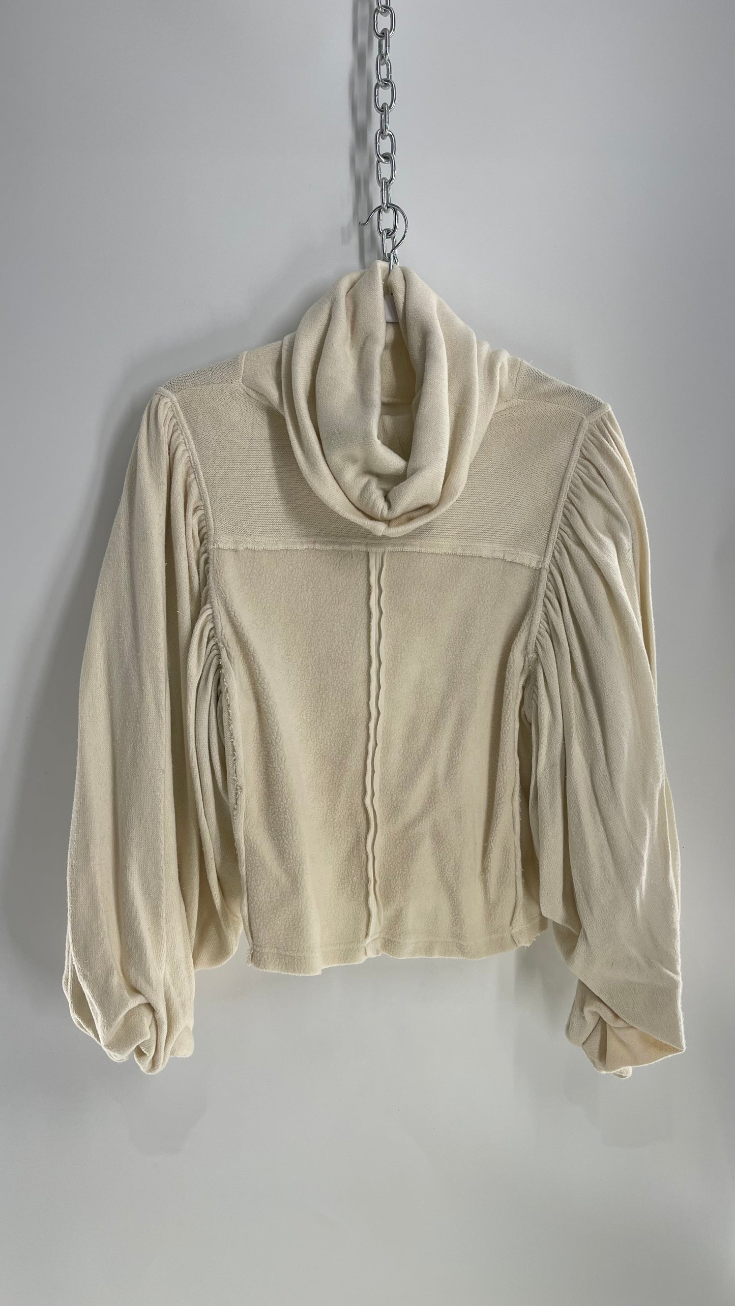 Free People Ivory Turtle Neck with Oversized Sleeves and Tags Attached (Small)