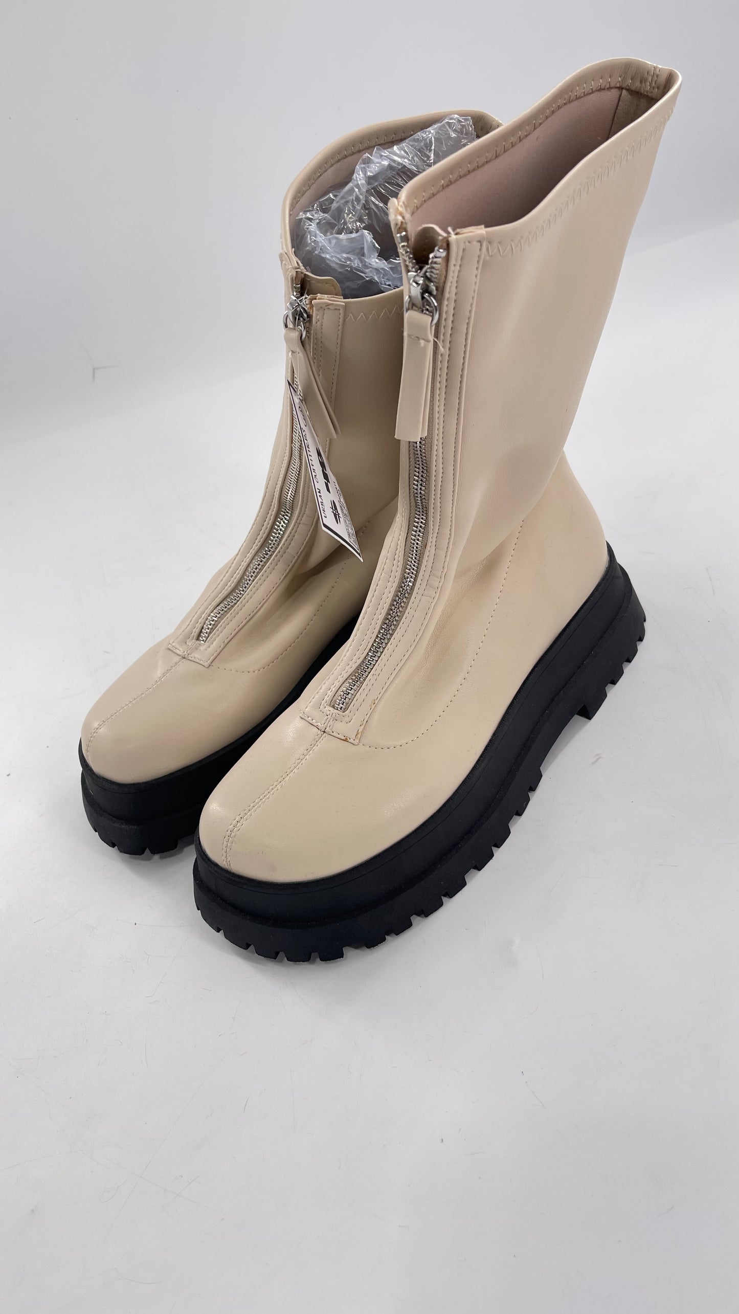 Urban Outfitters Cream Zip Front Boot with Contrast Platform (10)
