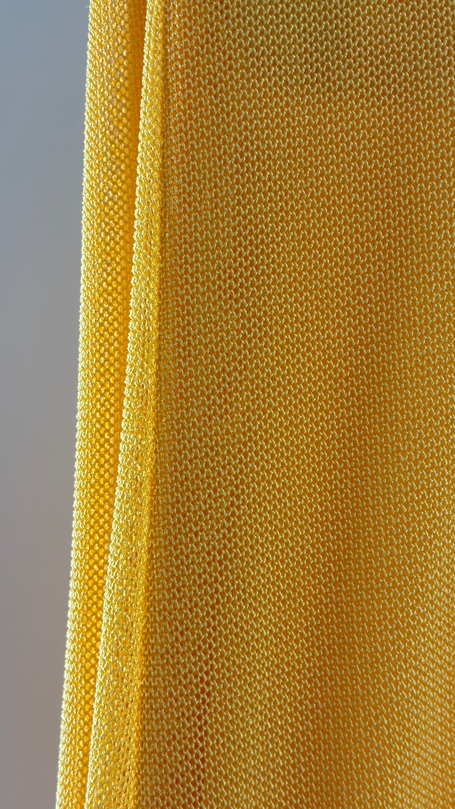 Vintage JAN’S BOUTIQUE Yellow Gown with Iridescent Sequin Appliqué Corseted Bust (6)