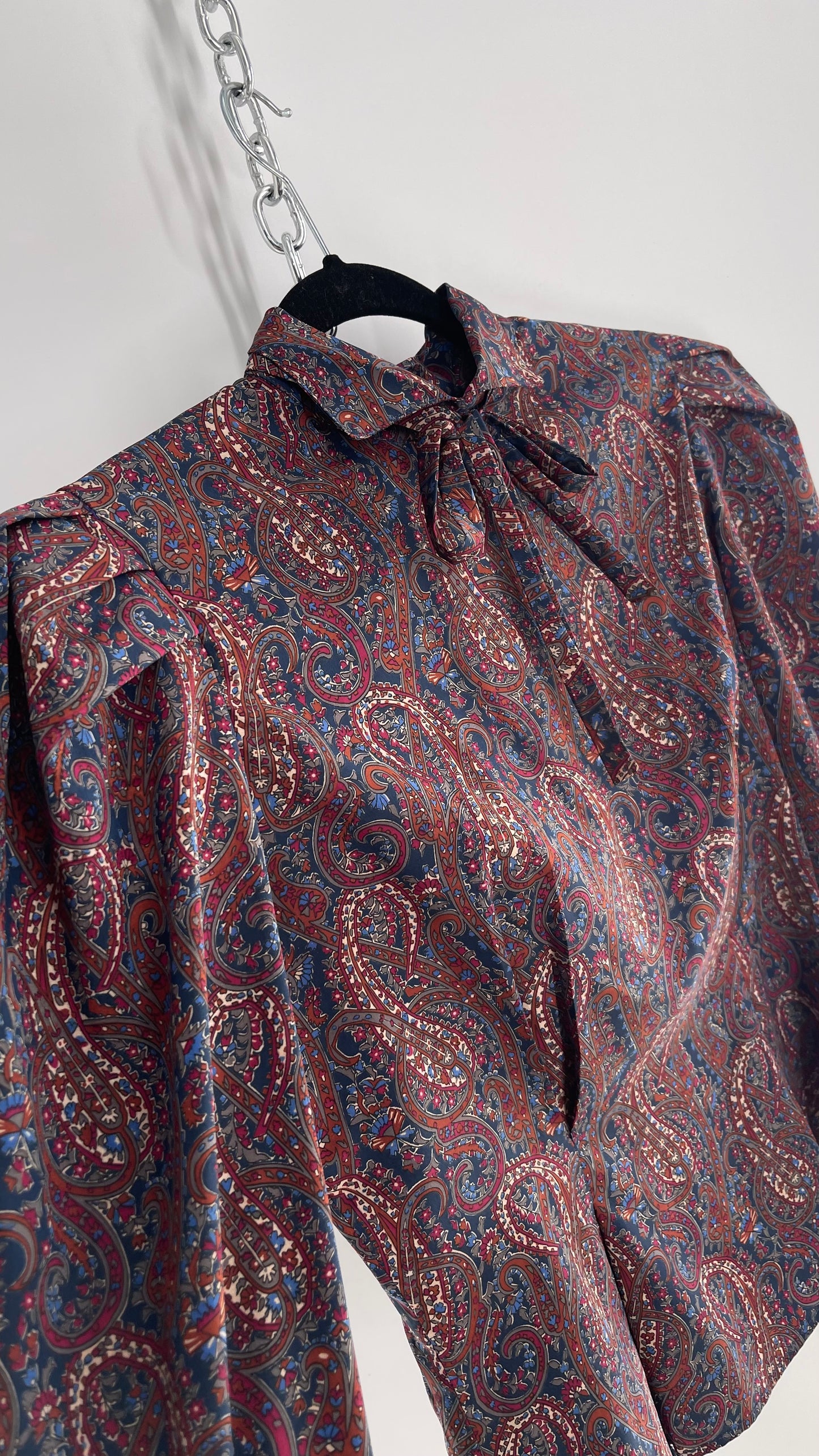 Vintage First Glance Paisley Balloon Sleeve, Sculpted Waist, Tie Neck Blouse from El Salvador (9/M)