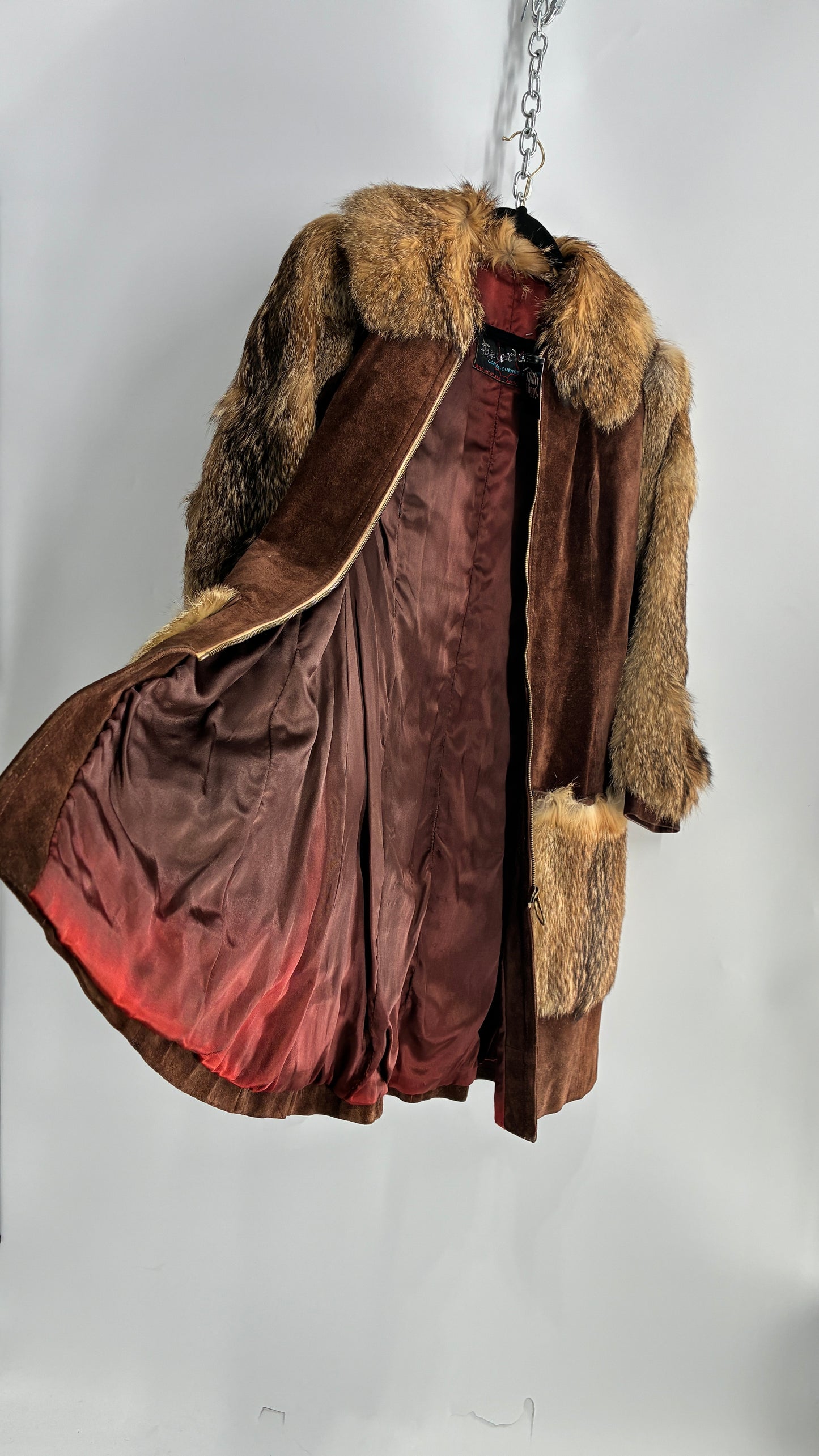 Vintage Cederland 1970s Genuine Suede Leather Coat with Fur Pockets, Sleeves, and Collar (44)