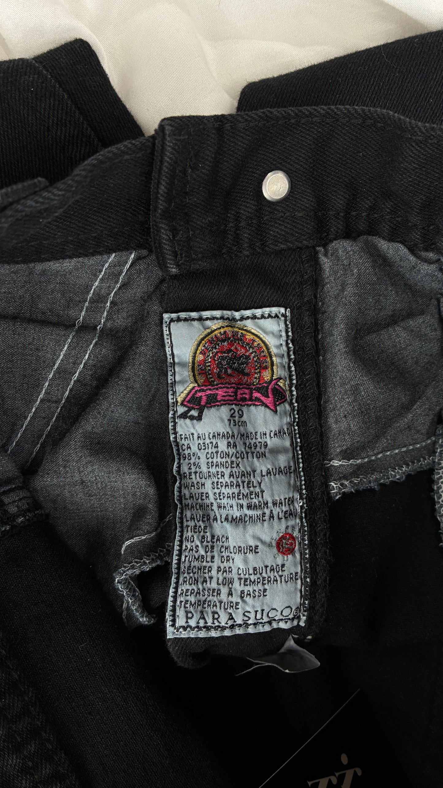 RARE Vintage PARASUCO Black Ultra High Waisted Mom Jean (29)