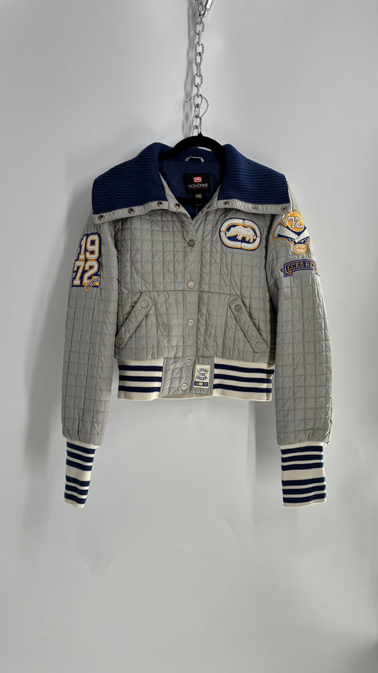 RARE Vintage EckoRed Grey Quilted Cropped Jacket with Button Down Collar and Patches (Large)