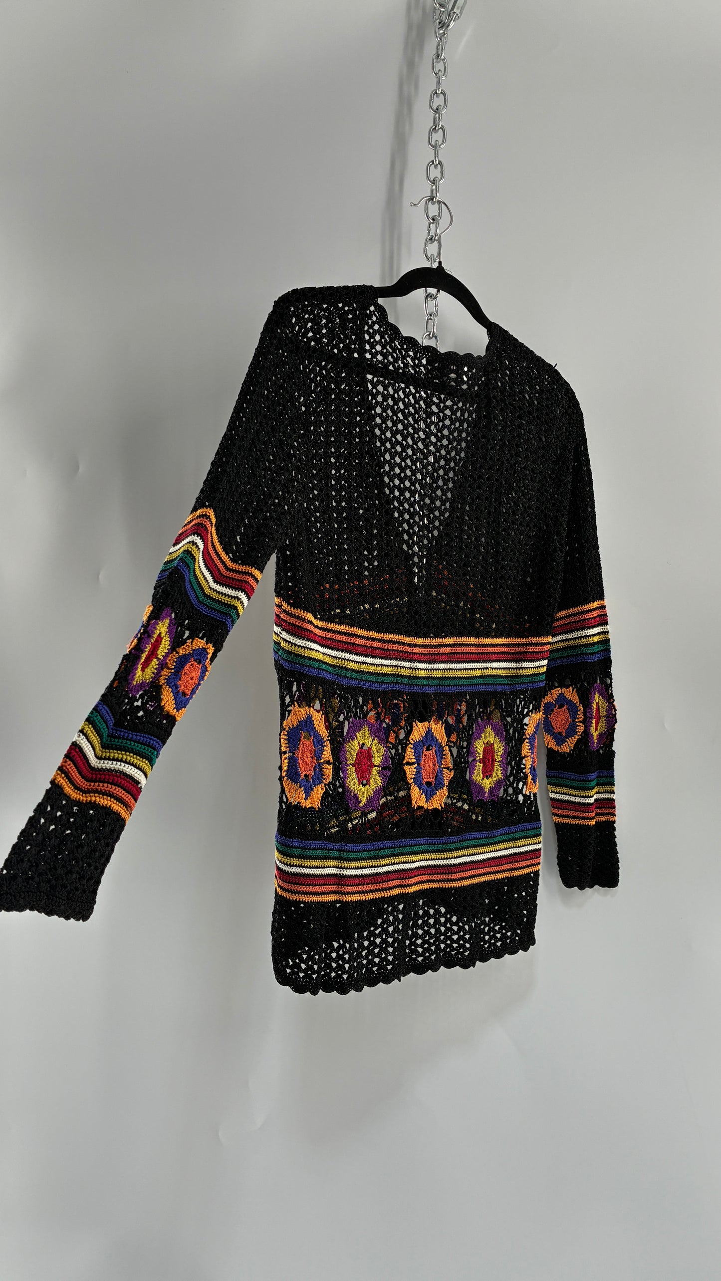 Vintage CHICO’S DESIGN Crochet Black and Multicolored Pattern (1)