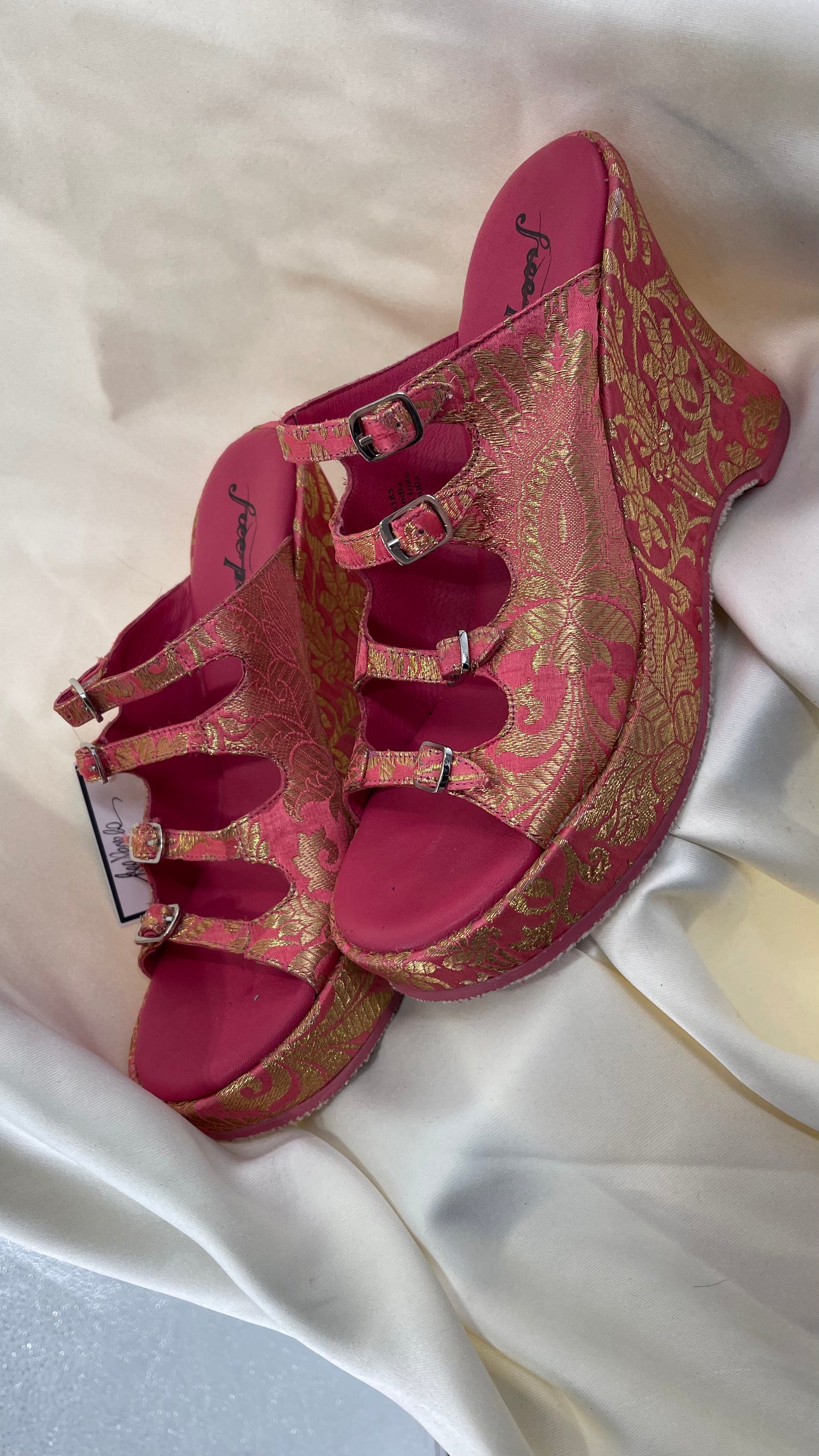 Free People Hot Pink Hoffman Buckle Front Wedge Heels with Satin Gold Paisley/Brocade Pattern (37)