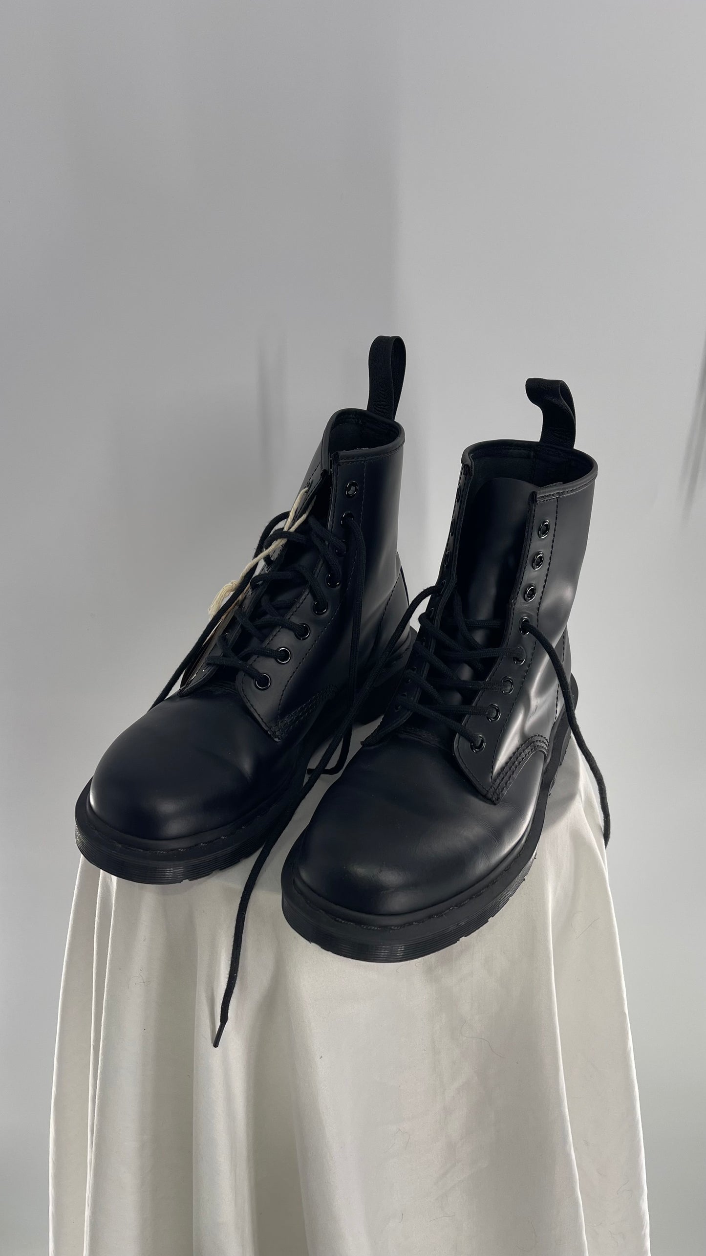 Dr.Martens Monochromatic Black Patent Leather Boots (9Mens 10Ladies)