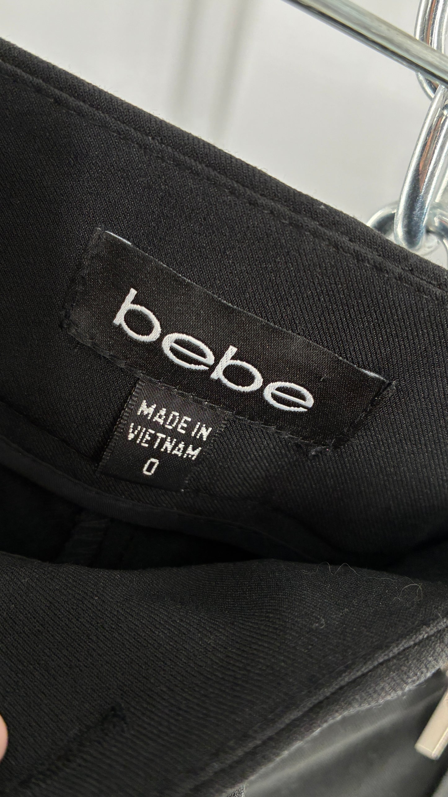 Vintage BEBE Low Waisted Black Pleated Capris with Zipper Detailing (0)