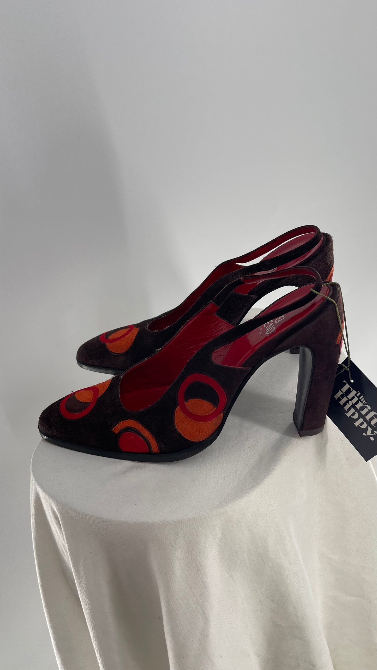 Vintage 1980s FENDI Brown Suede Leather Heel with Abstract Orange/Red Circles and Curved Heel (8)