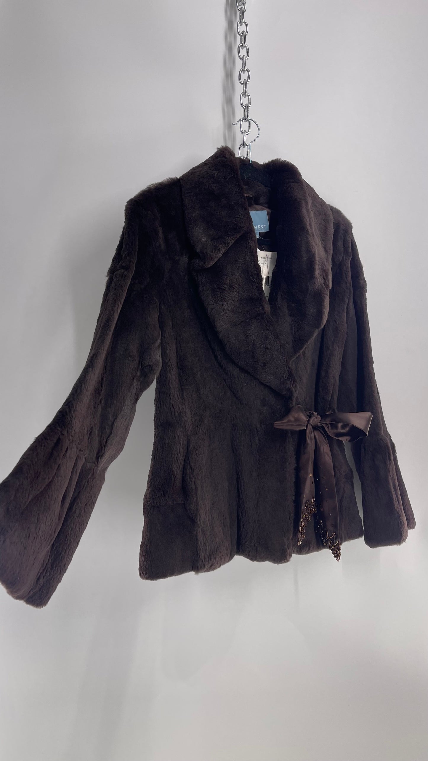 Deadstock Vintage Brown Fur Jacket with Lapels and Bell Sleeves (Small)