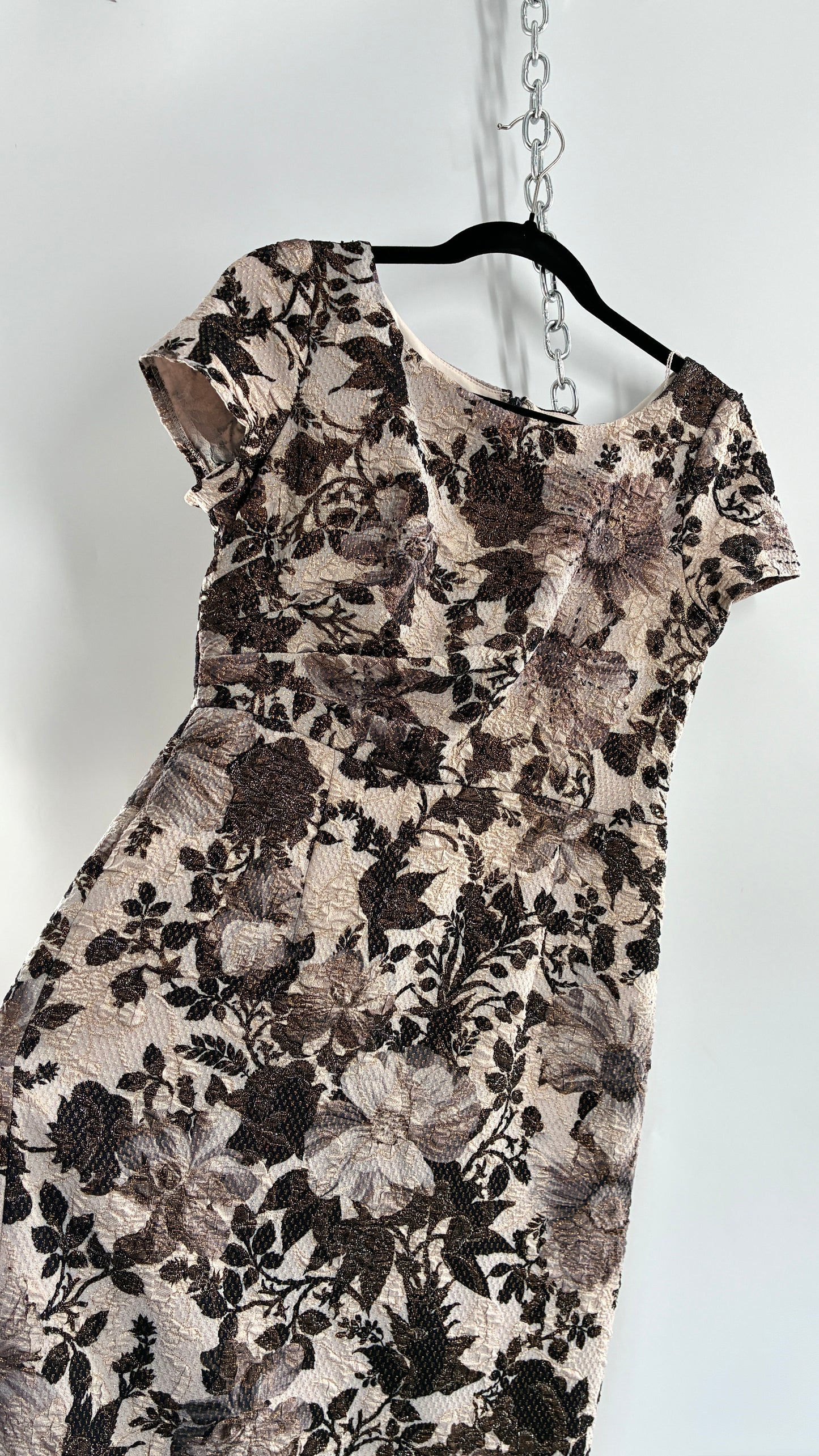 Vintage Adrianna Papell Neutral Floral Dress with Beading and Gold Sheen (6P)