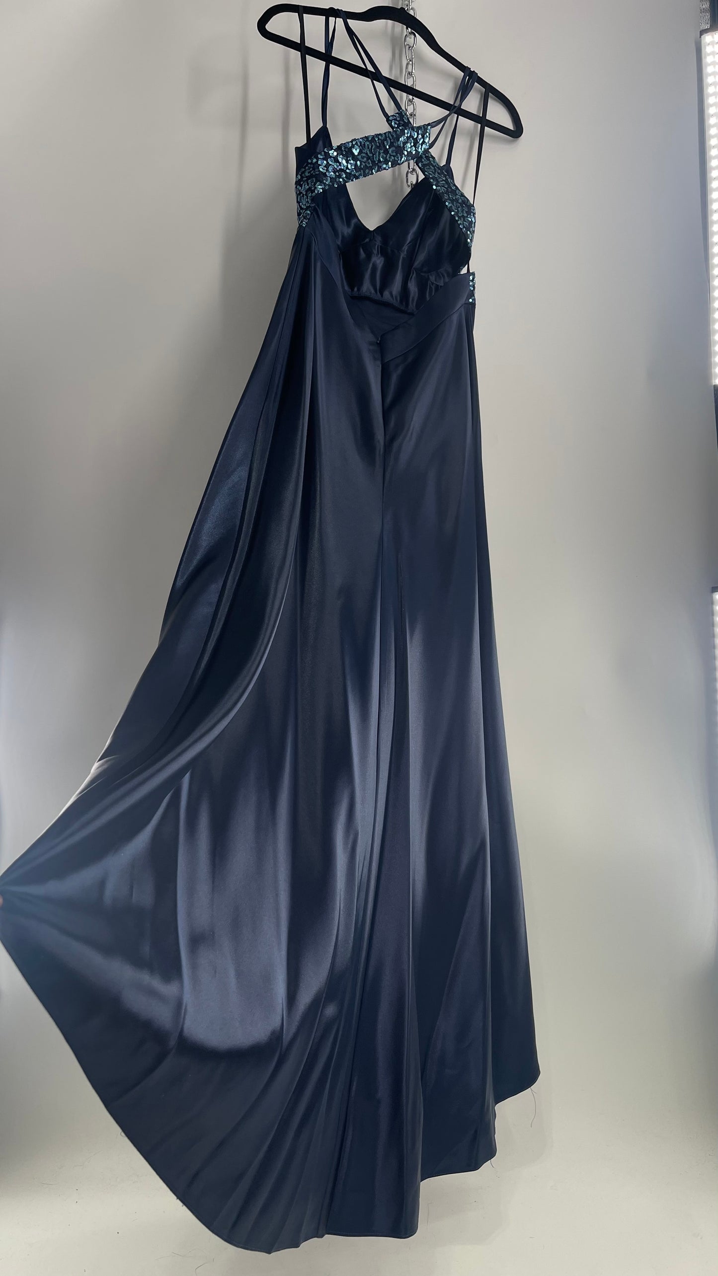 Vintage Gunne Sax Jessica McClintock Navy Blue Gown with Open Back and Sequin Details (9)