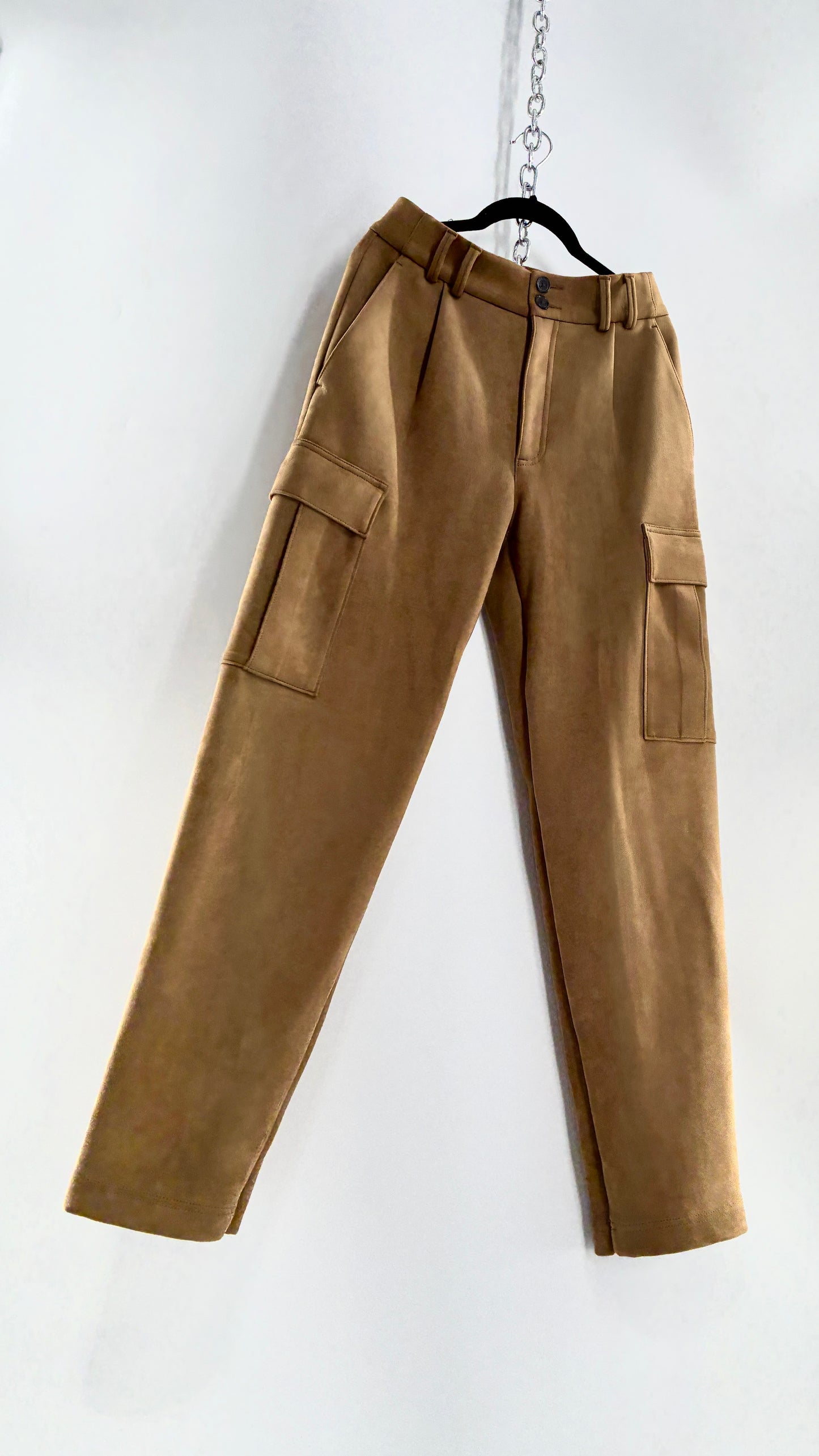 BANANA REPUBLIC Ultra Thick Baggy Vegan Suede Comfy Cargos (4)
