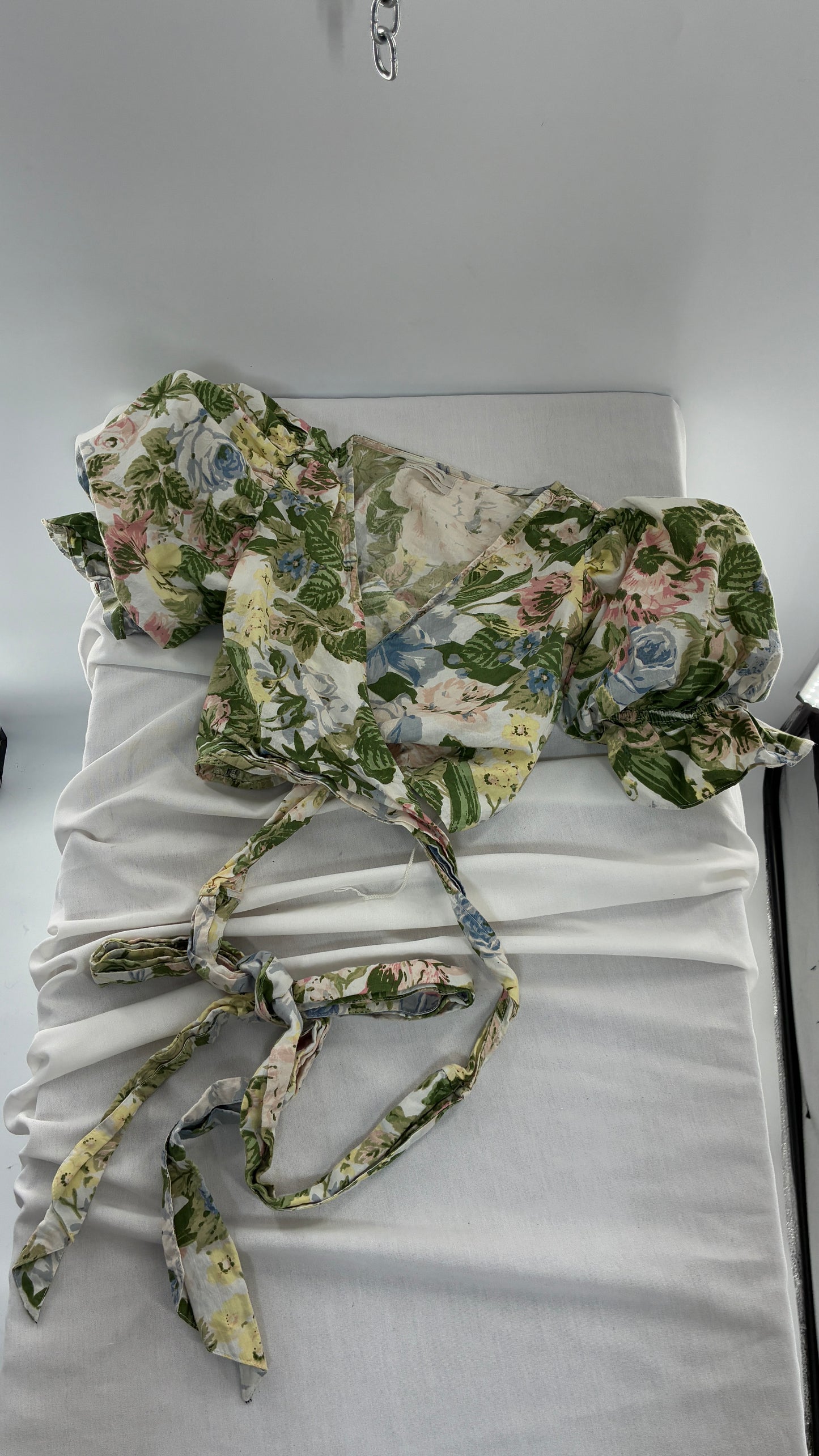 Urban Outfitters Pastel Florals Tie Around Crop with Exaggerated Puff Sleeves  (Medium)