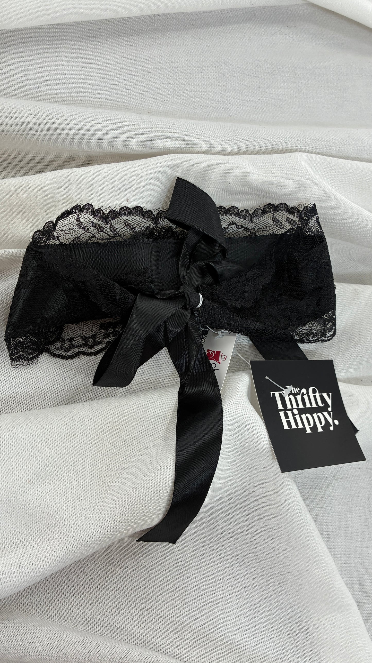 Edwardian Lace choker with Cascading Beads and Tag Attached