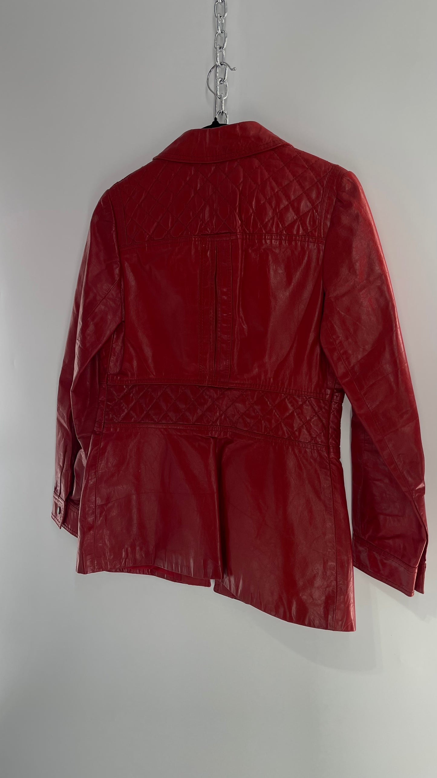 VINTAGE 1970s Ms Pioneer Red Leather Coat with Quilted Waistline (10)