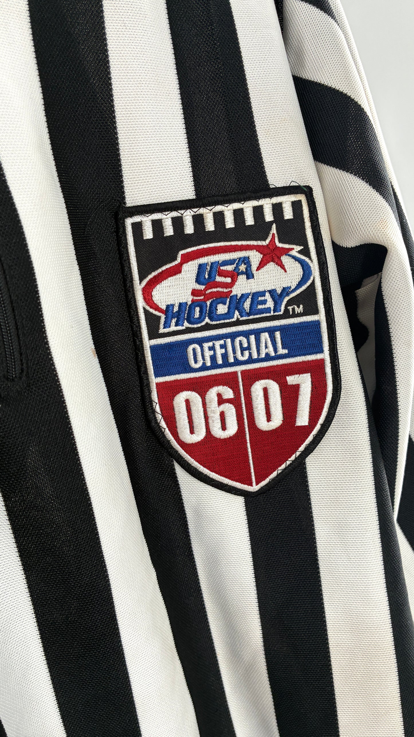Vintage 1970s Referee USA HOCKEY Official 06/07 Top (Small)