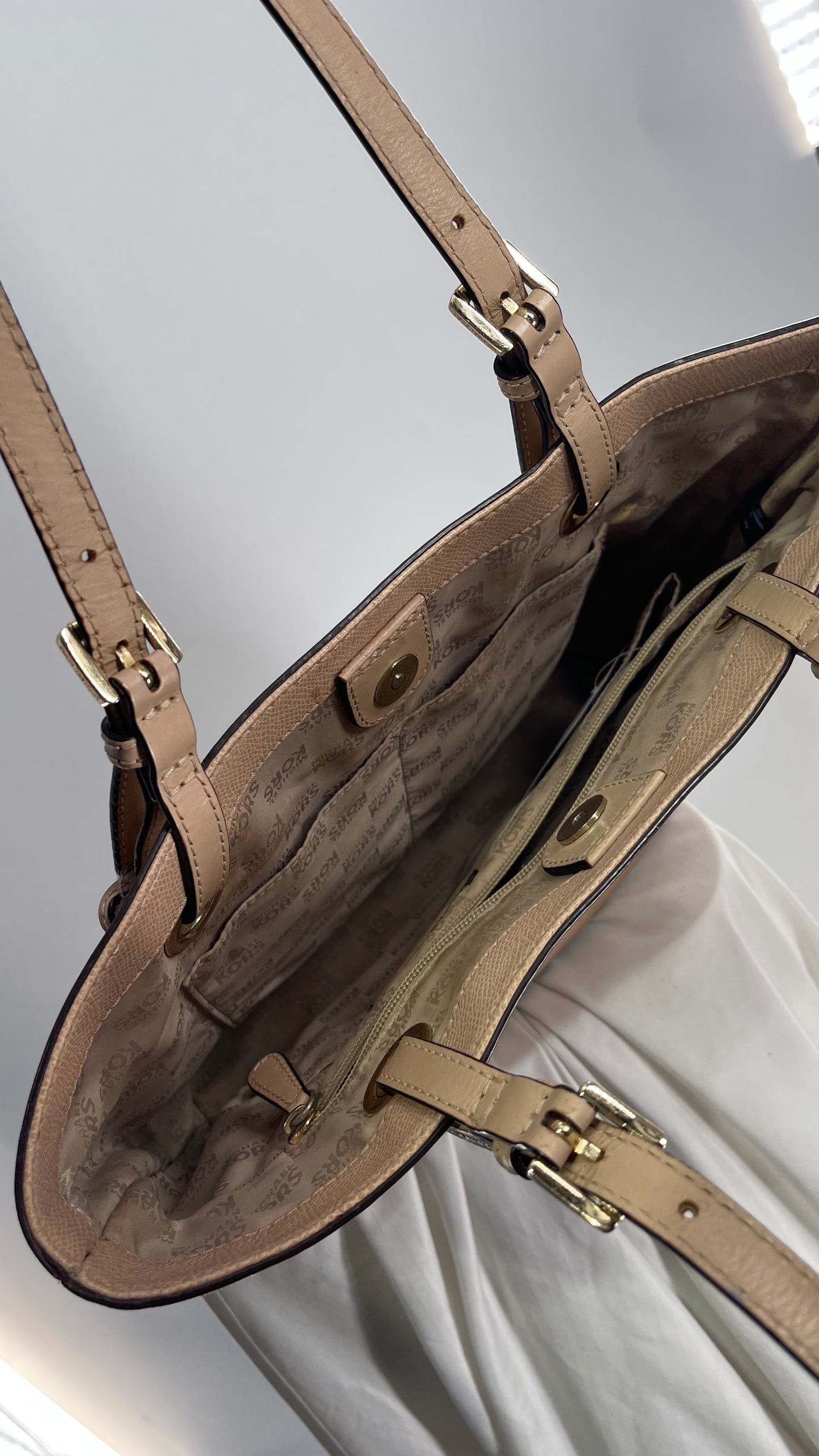 Michael Kors Neutral Beige Tote Bag