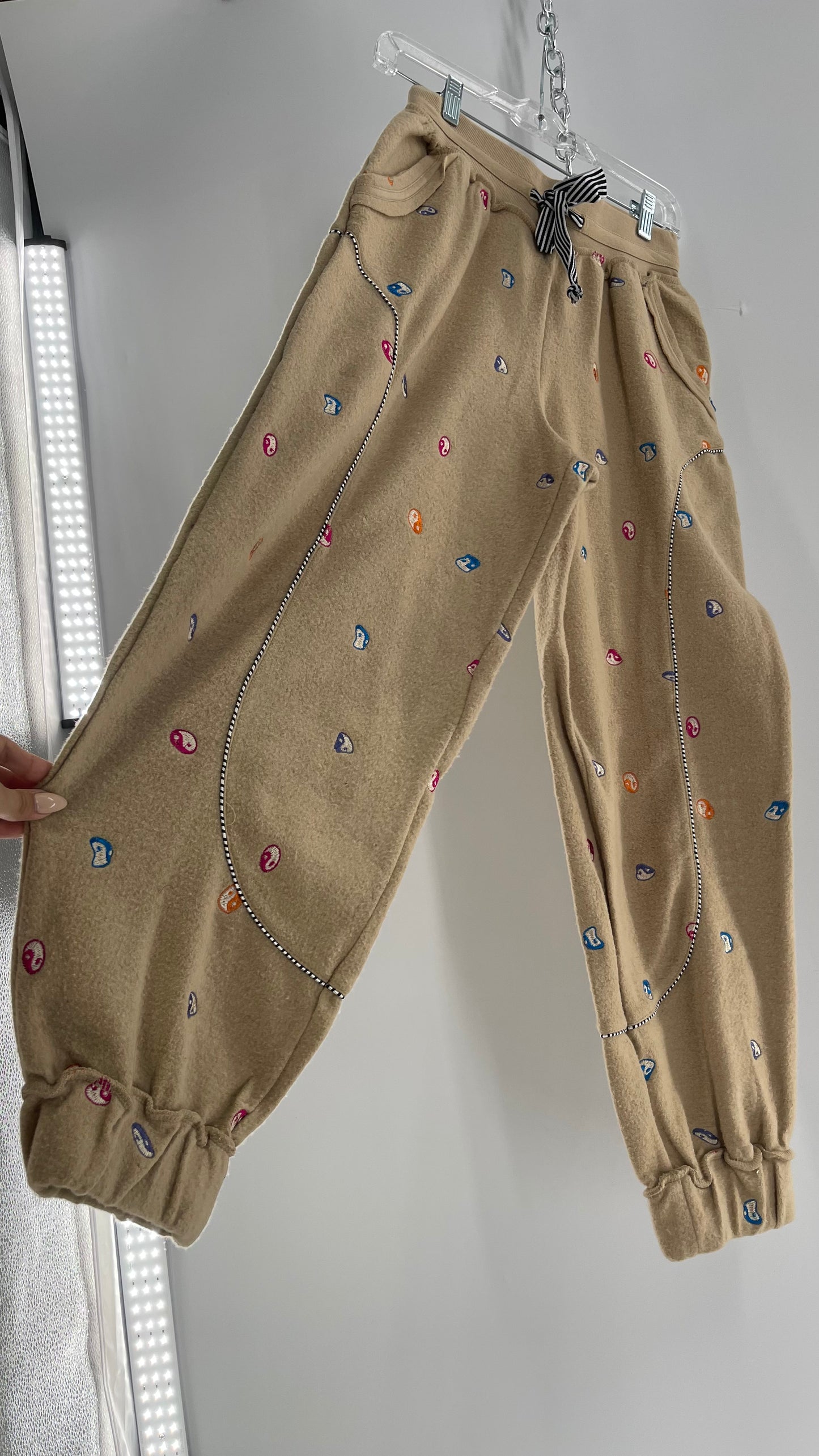 Ying Yang Embroidered Cozy Loungewear Jogger (Extra Small)