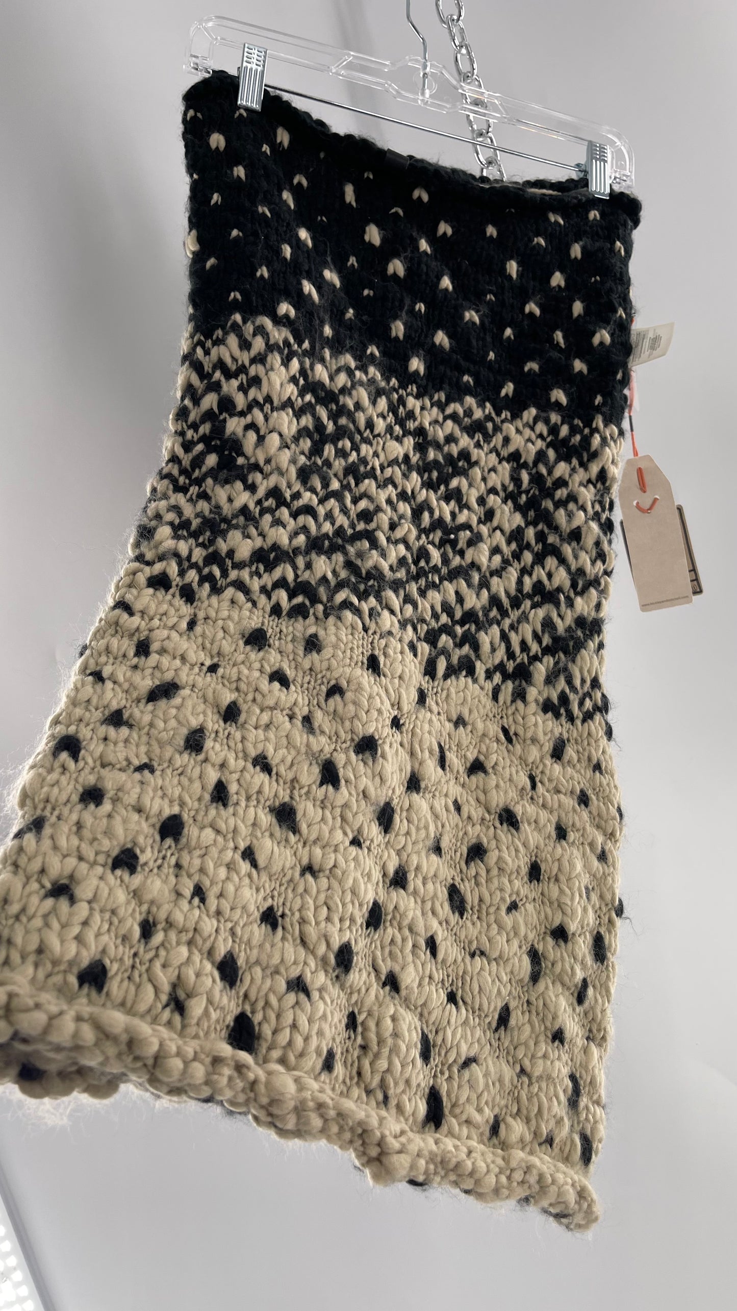 Anthropologie Bickley + Mitchell Beige and Black Heavy Chunky Knit Infinity Tube Scarf with Tags Attached