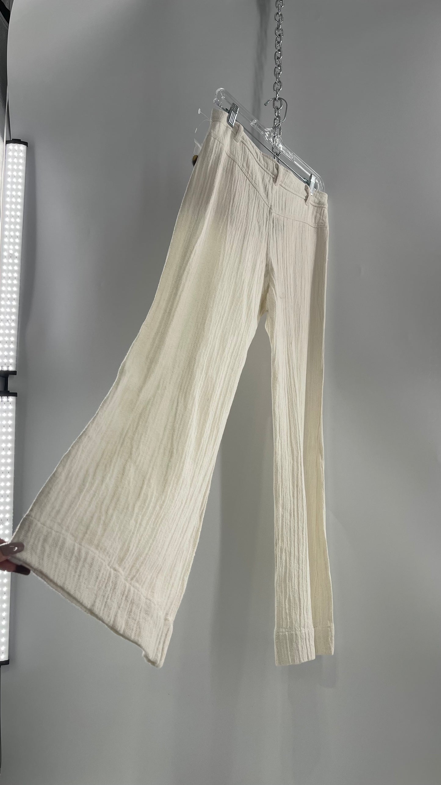 Free People White 55% Linen 45% Cotton Crimped Kickflare with Double Pockets and Brown Tropical Style Button (8)