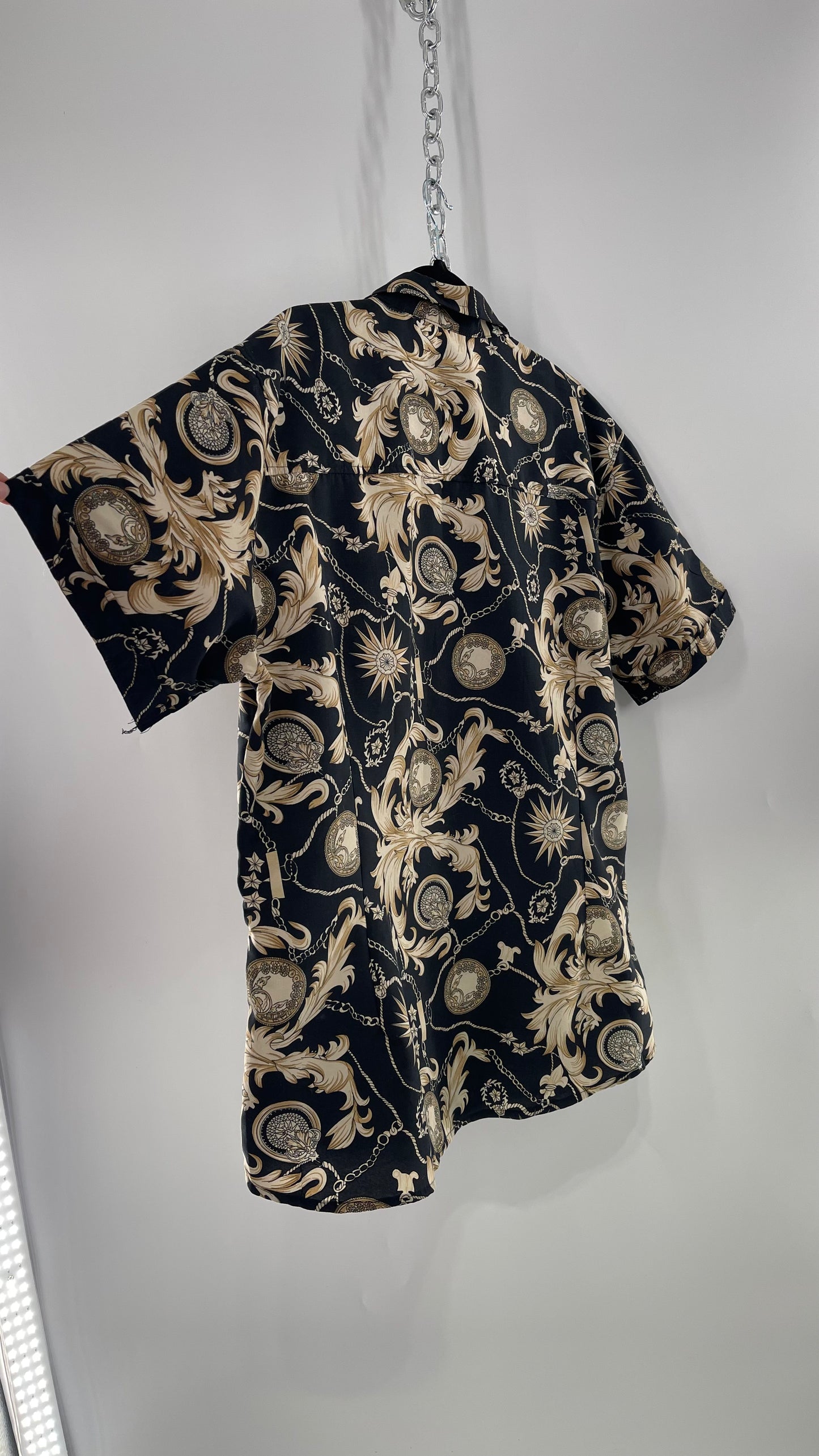 APTRO Black and Gold Brocade Short Sleeve Button Up with Tags (XXXL)