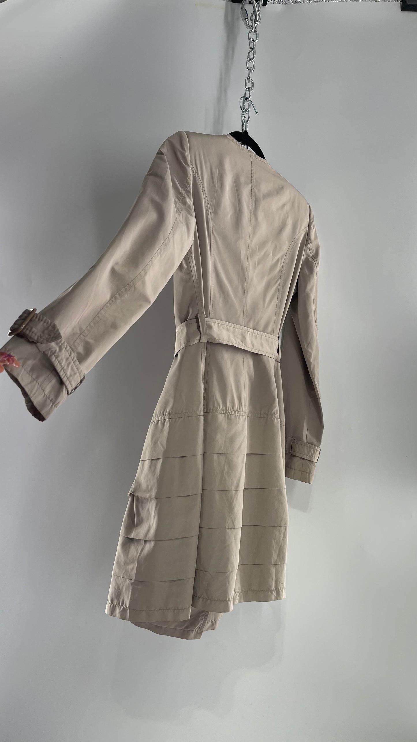 Vintage ESLA Beige Trench Coat with Ruffled Hem (Small)