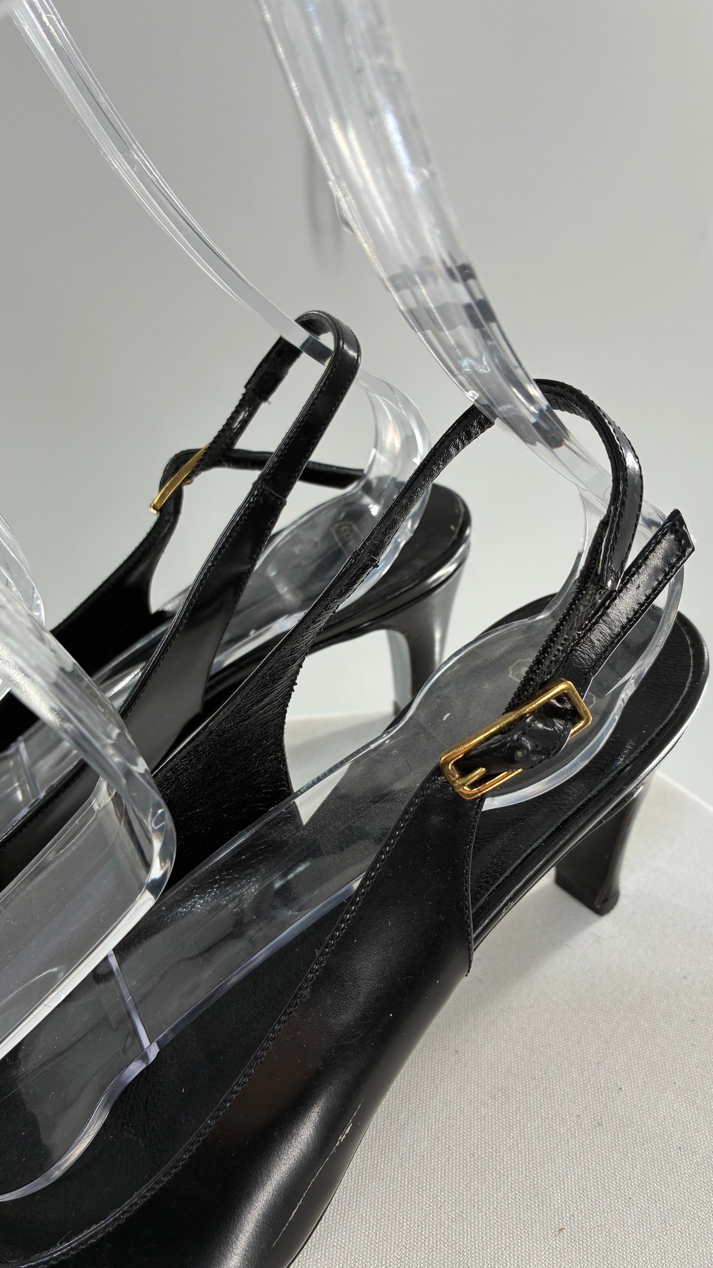 Vintage COACH Black Patent Leather Sling Back Kitten Heel with Brass Closure Detail (8.5)
