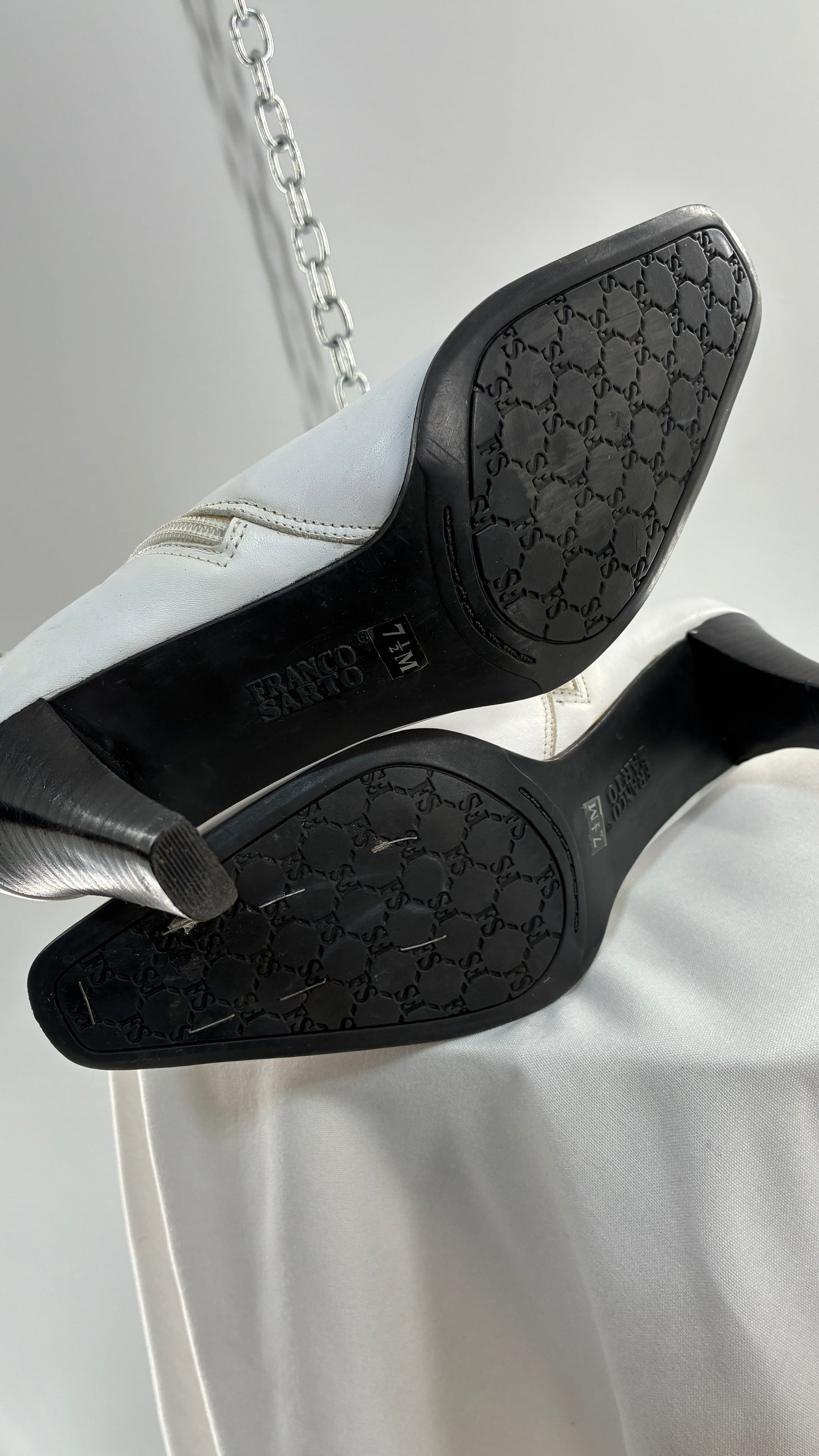 Vintage FRANCO SARTO White Leather Pointed Toe Boots with Ankle Buckle (7.5)