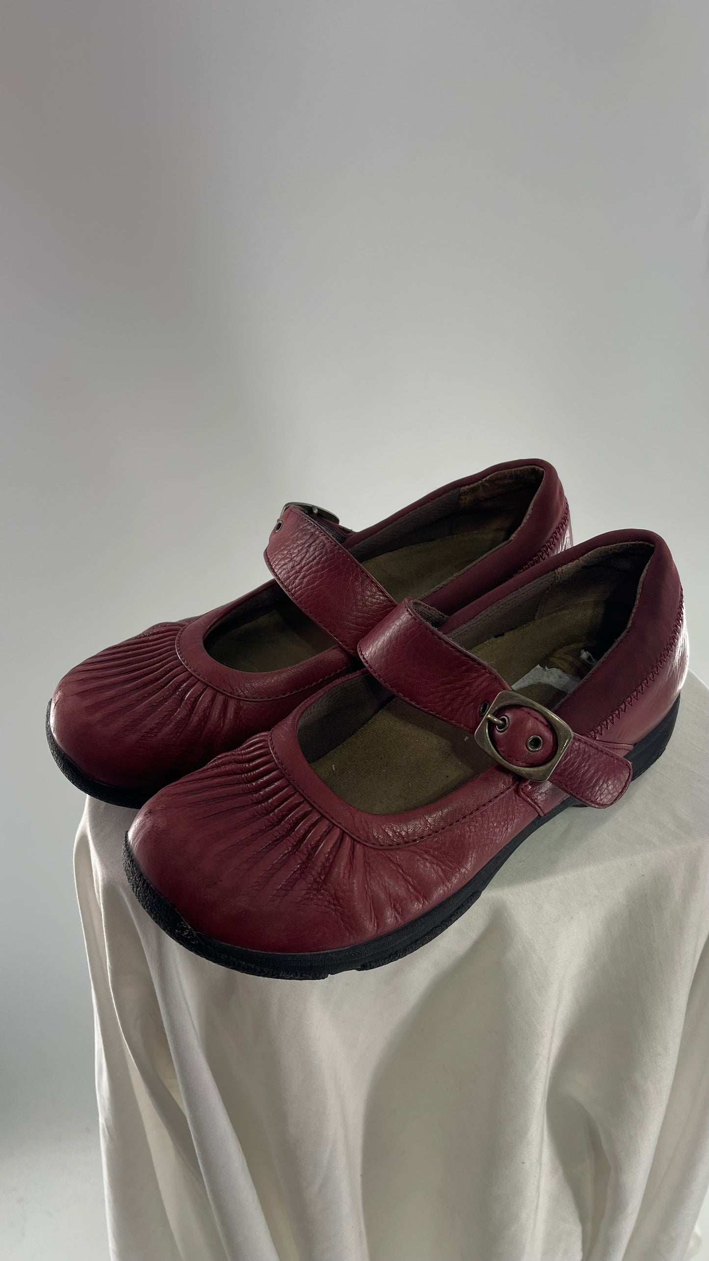 Vintage Red Leather Mary Janes with Pleated Front (38)