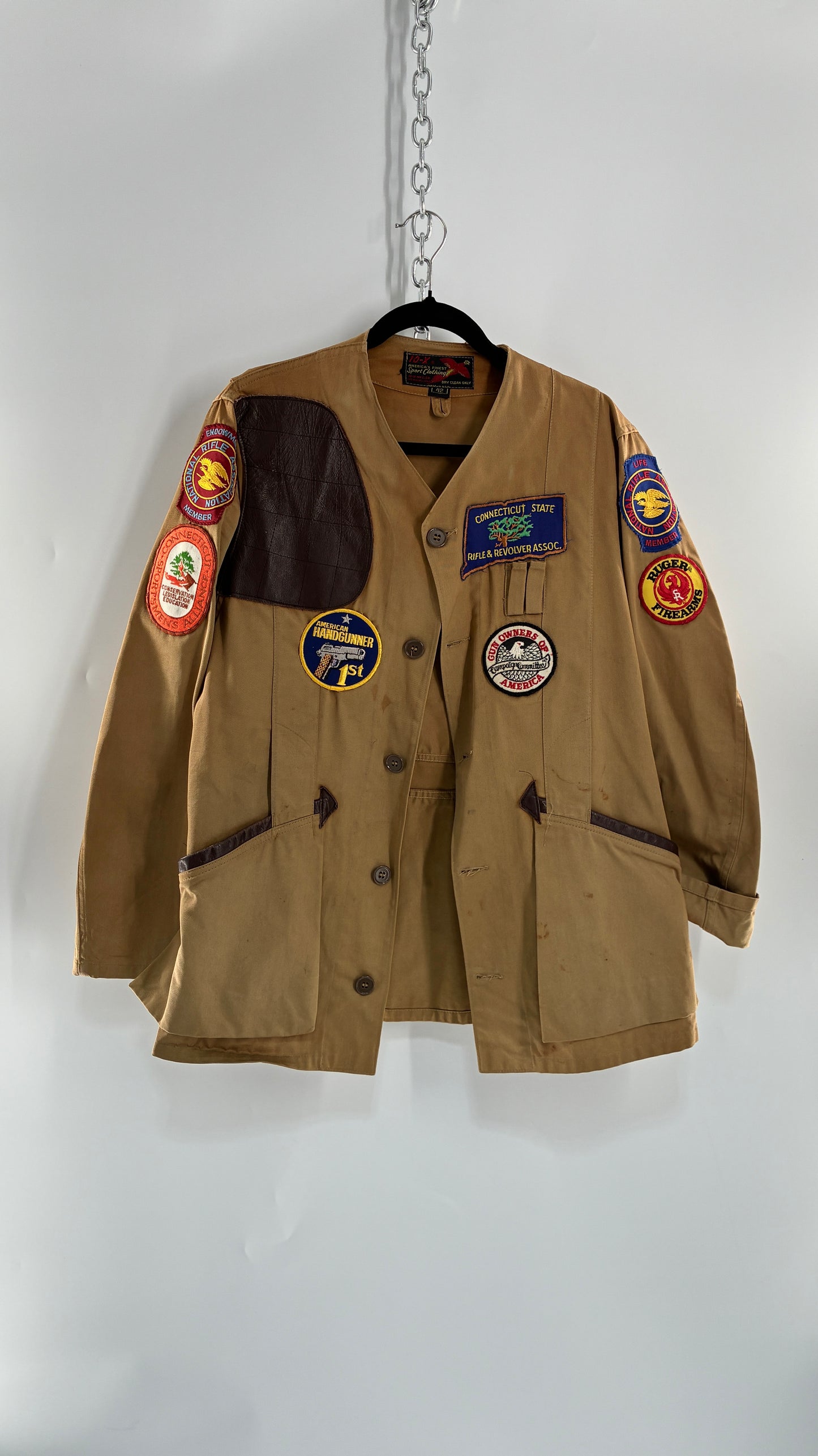 Vintage CT Ranger Shooting/Hunting Jacket Covered in Badges (42/Medium)
