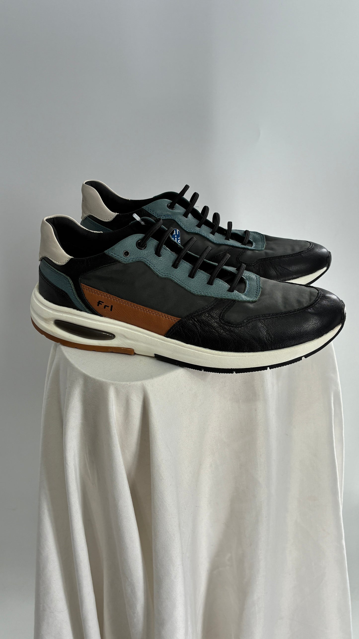 FERRICELLI Imported Men’s Light Weight Sneaker with Tags Attached (10.5)